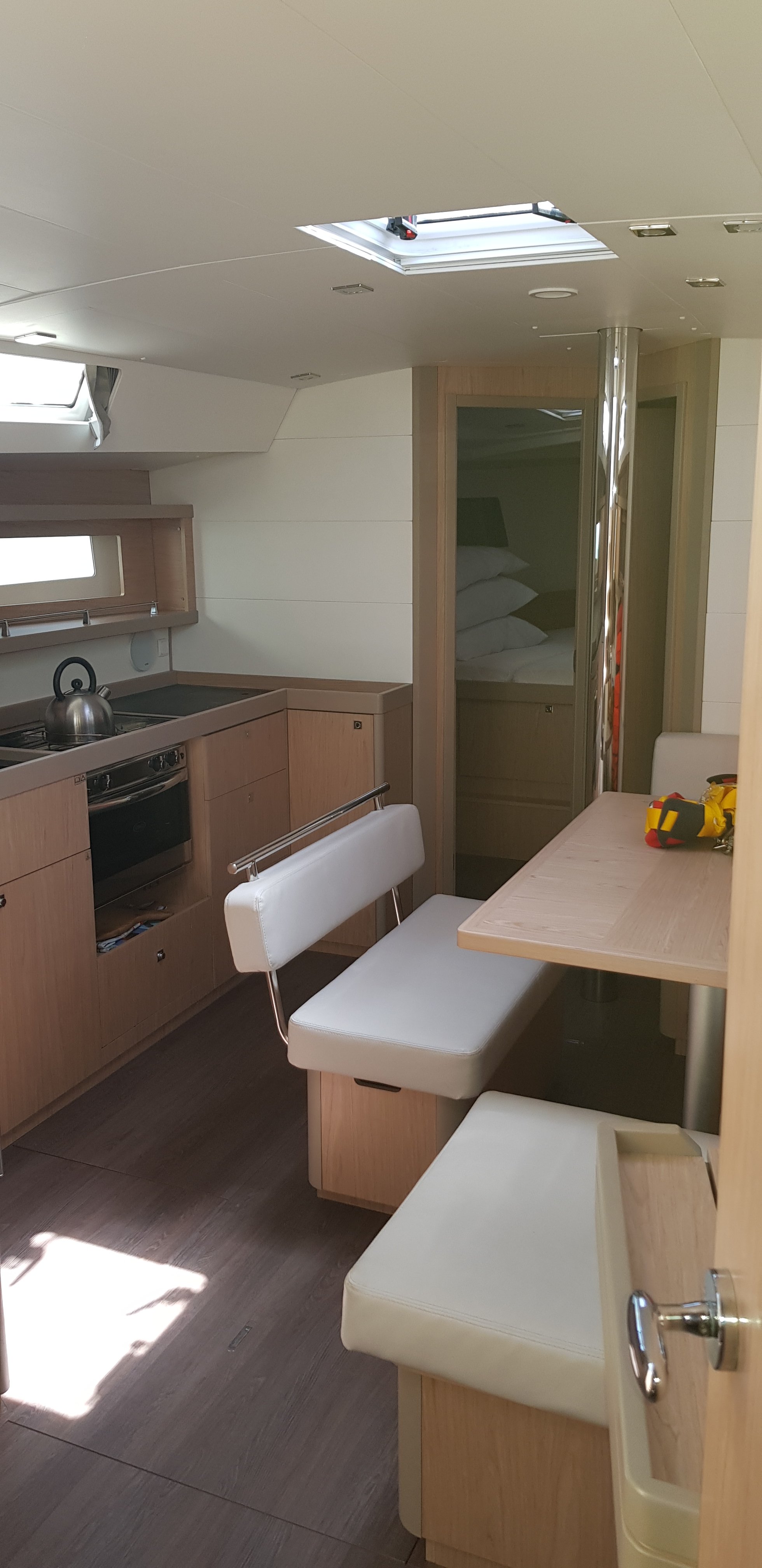 Senza Pensieri III - Yelkenli içinde Tonnarella