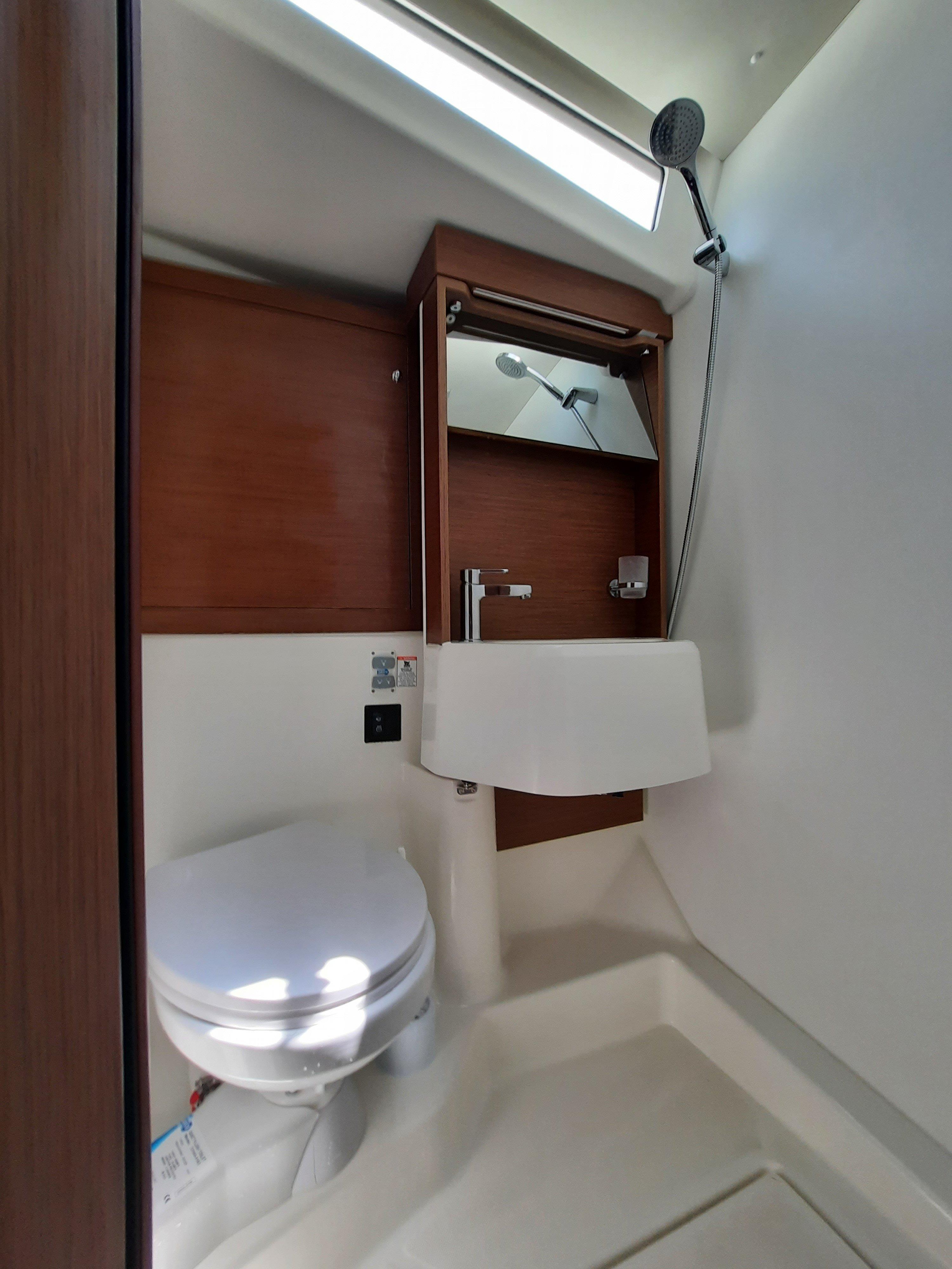 Senza Limiti II - Sailboat in Tonnarella