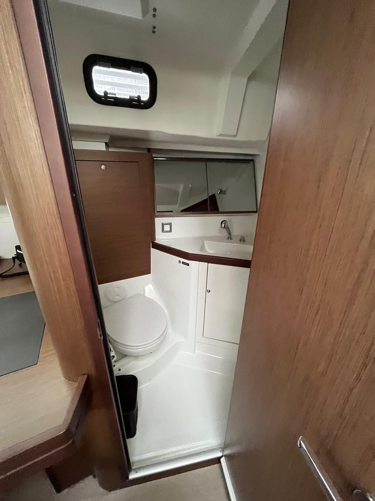 Thunderball  (A/C inc.) - Sailboat in Tonnarella