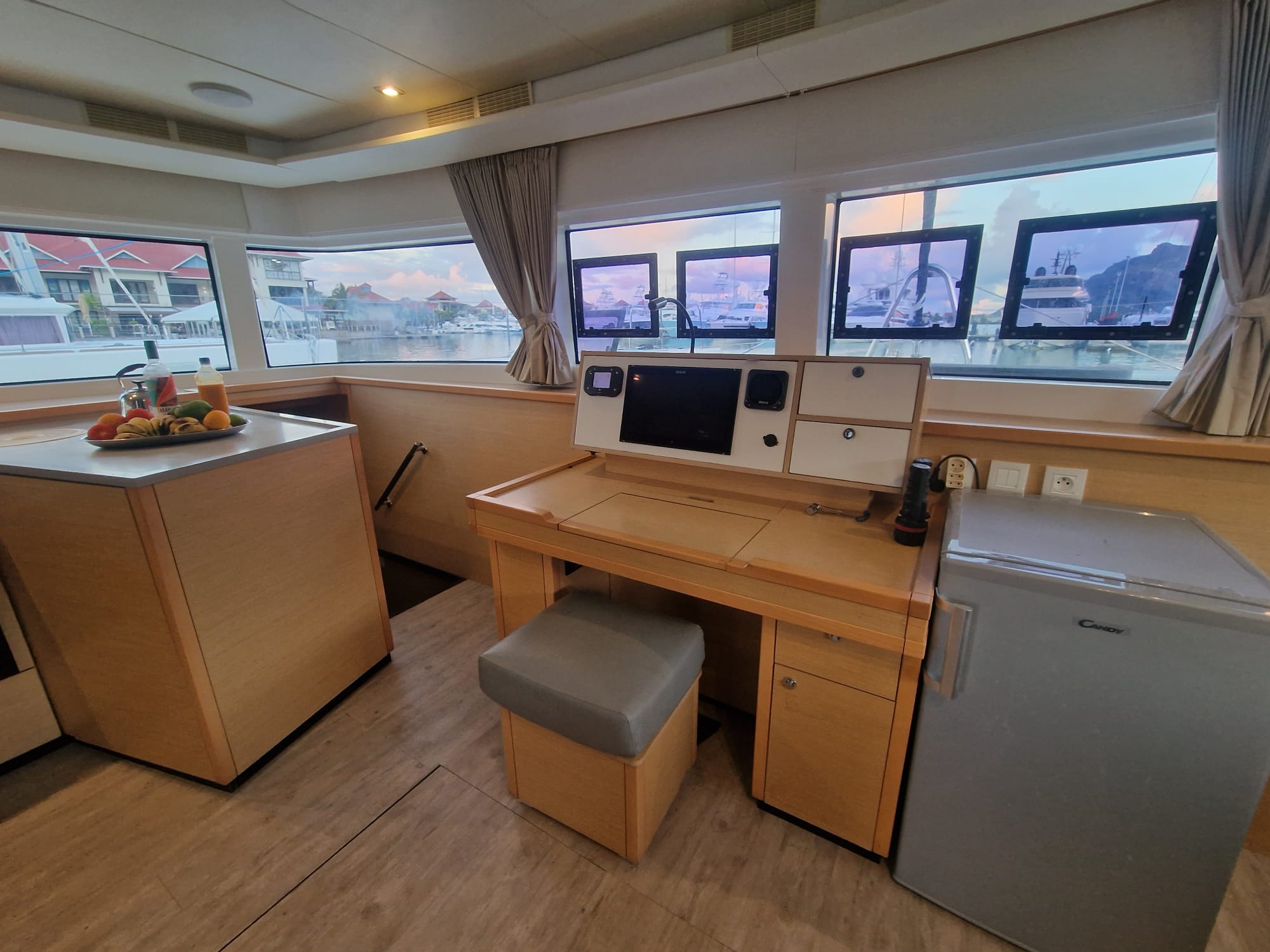 Takamaka - Katamaran içinde Le Marin