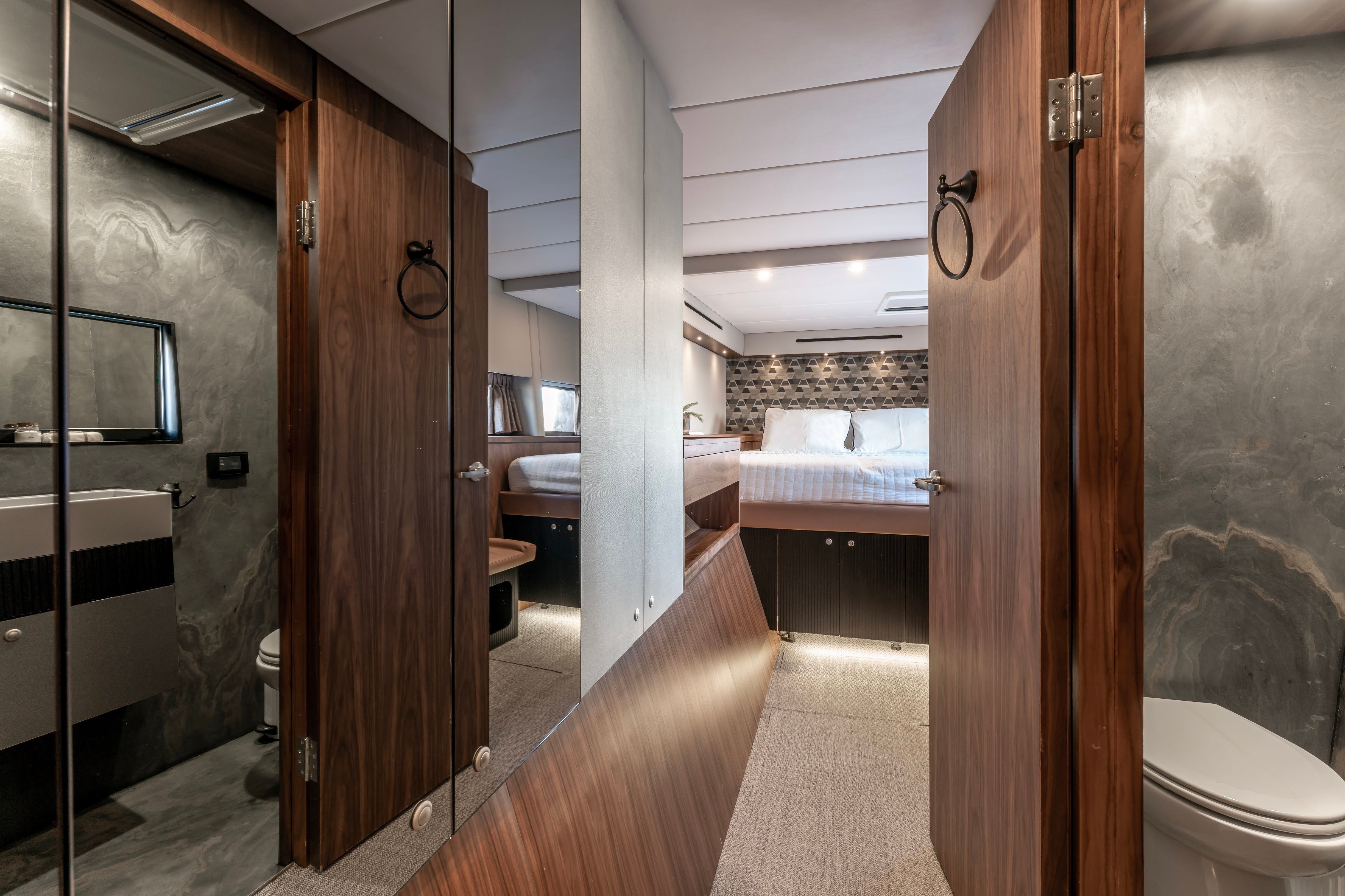 HANI I - Catamaran in Lavrio