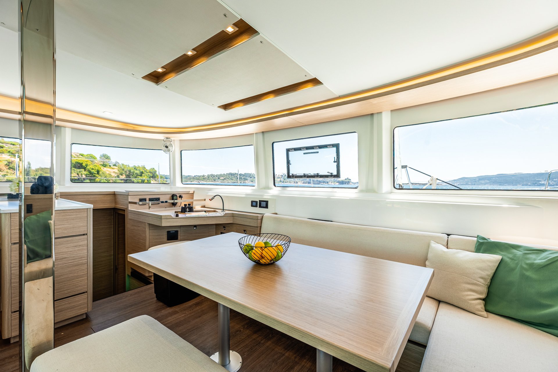 BALLO - Catamaran in Kontokali