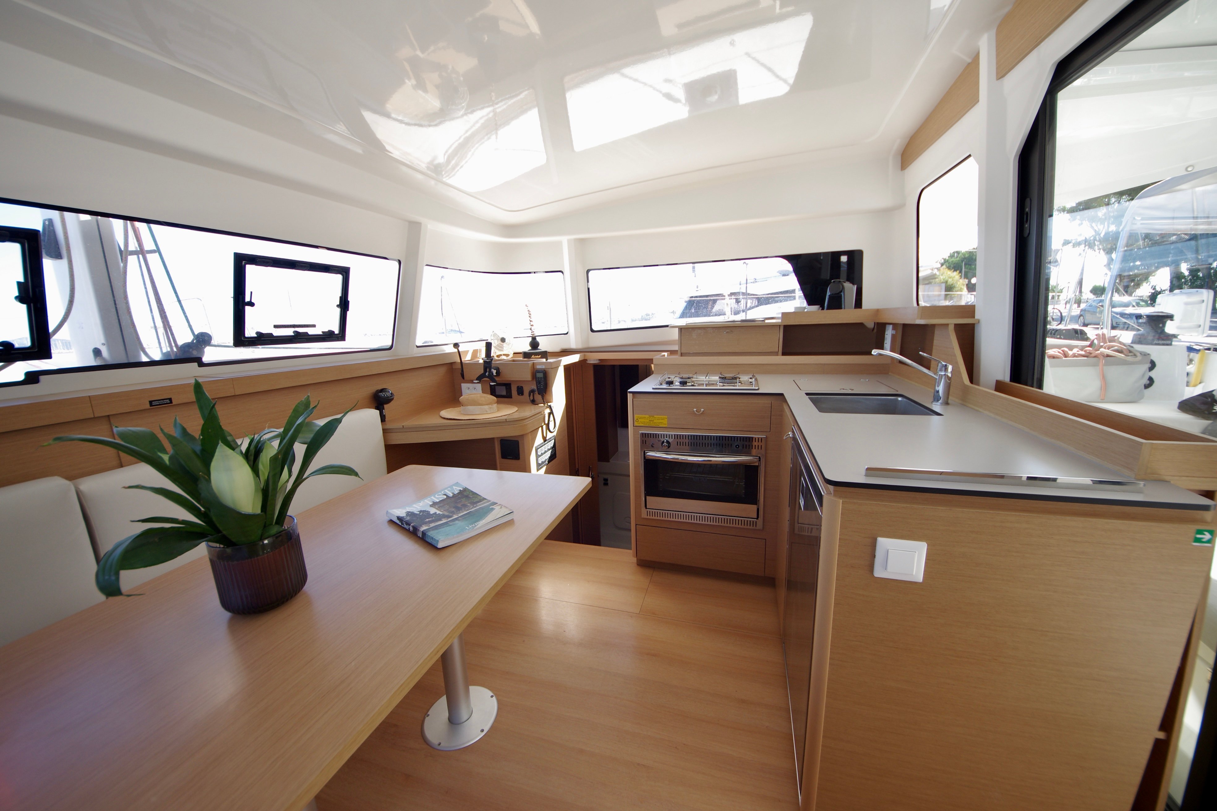 HELLENIC BREEZE - Catamaran in Preveza