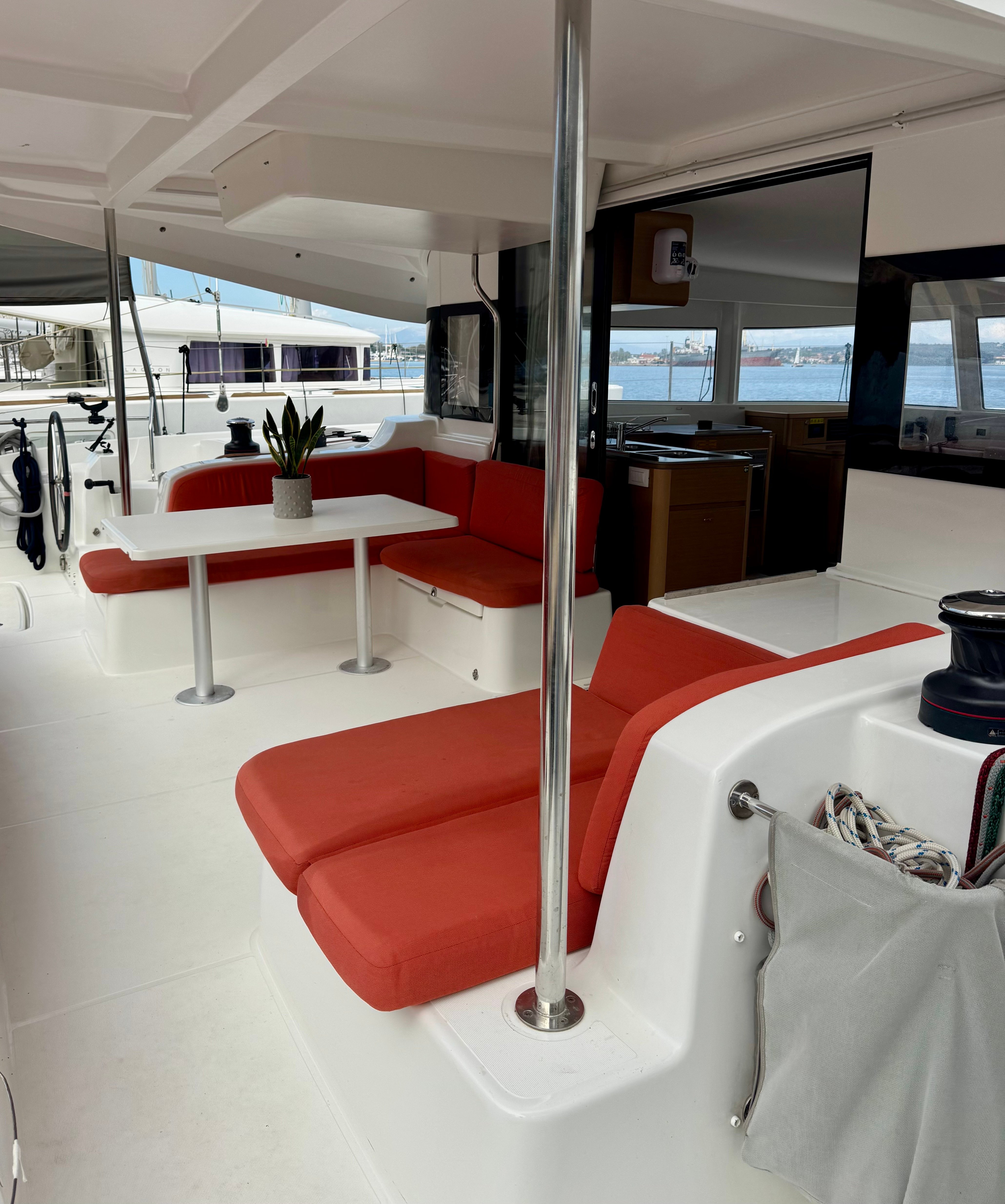 LAS OLAS - Catamaran in Preveza