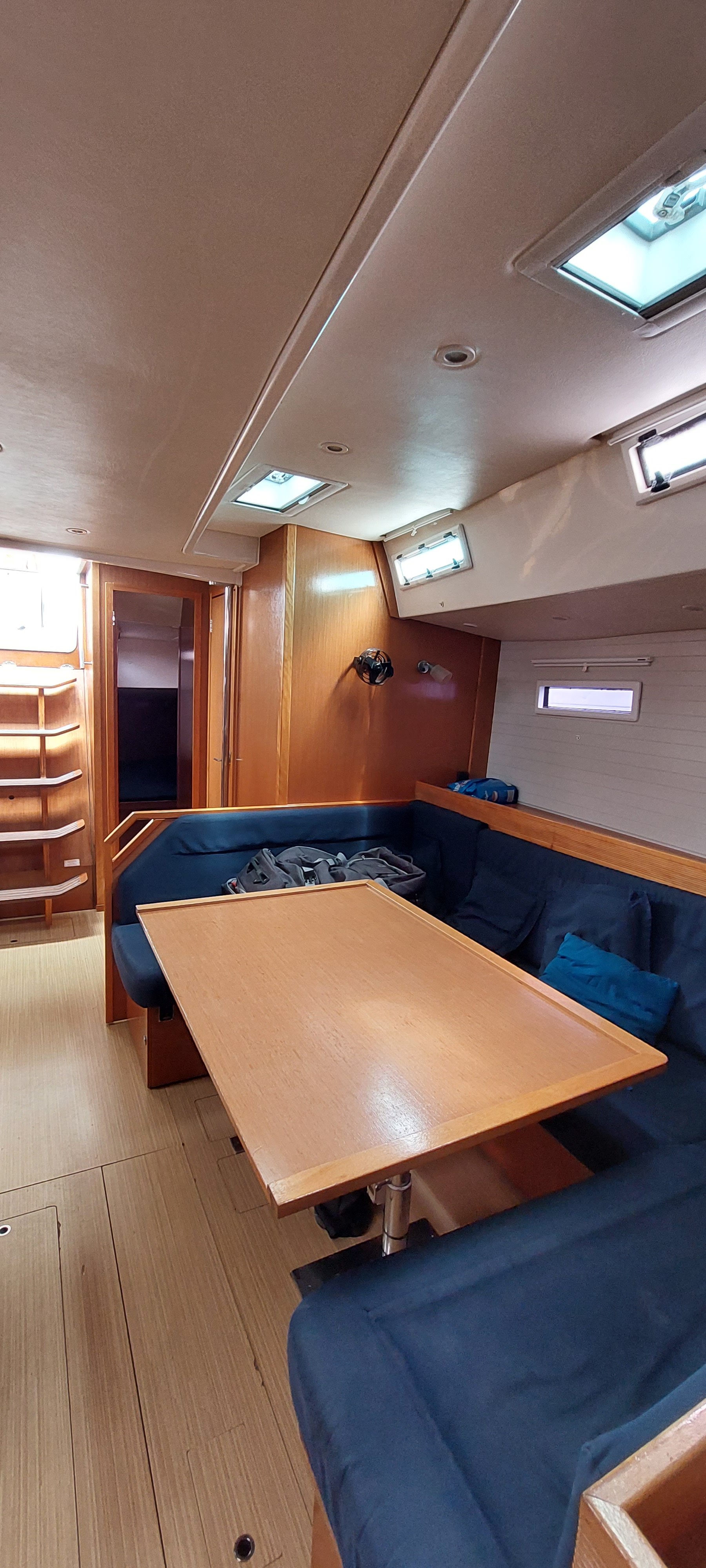 Little Secret - Sailboat in Alimos