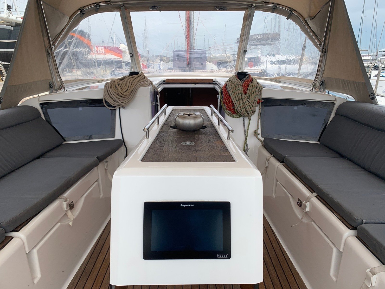 Barracuda - Yelkenli içinde Anatoliki Attiki