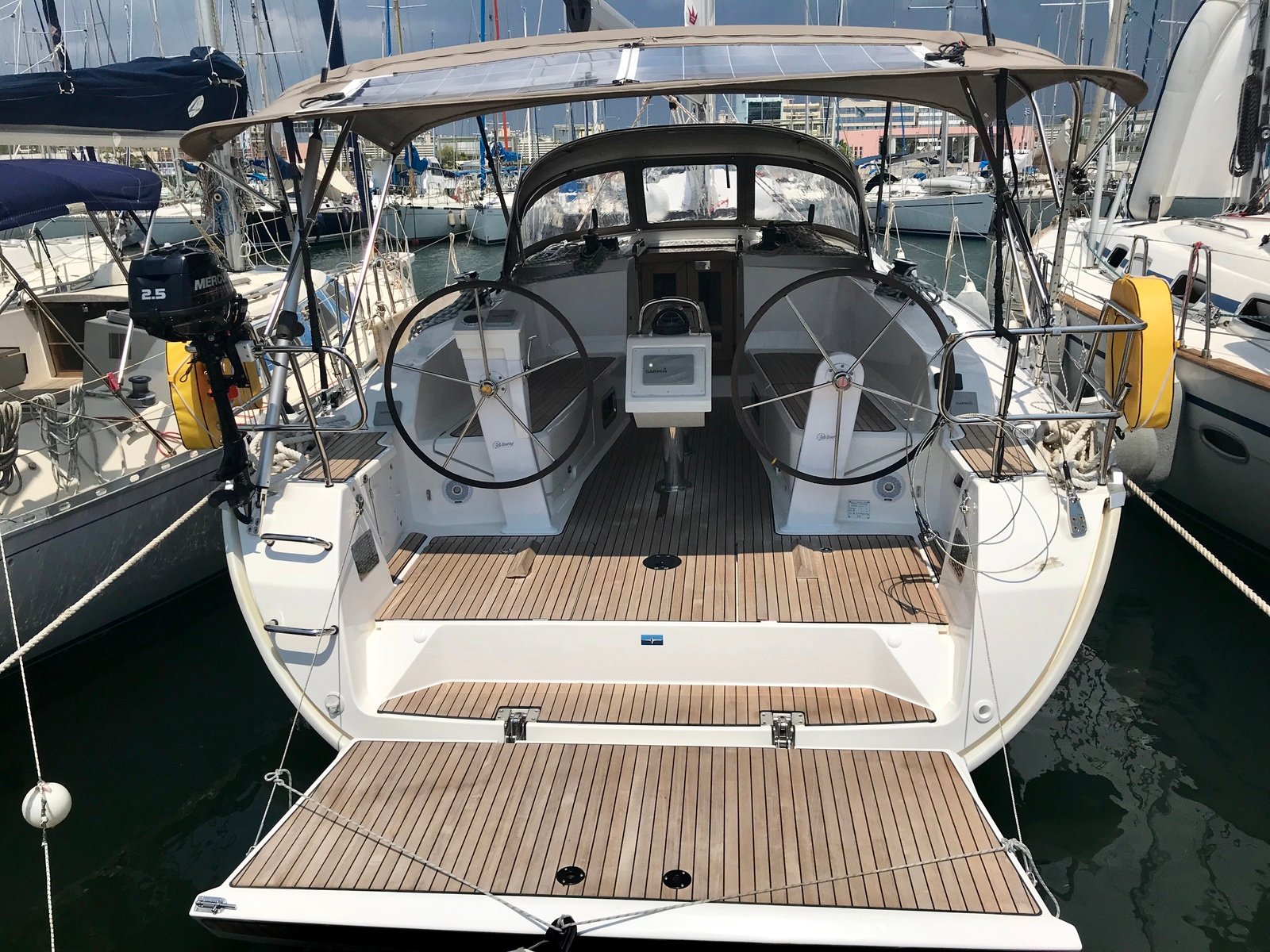 Leonidas - Sailboat in Anatoliki Attiki