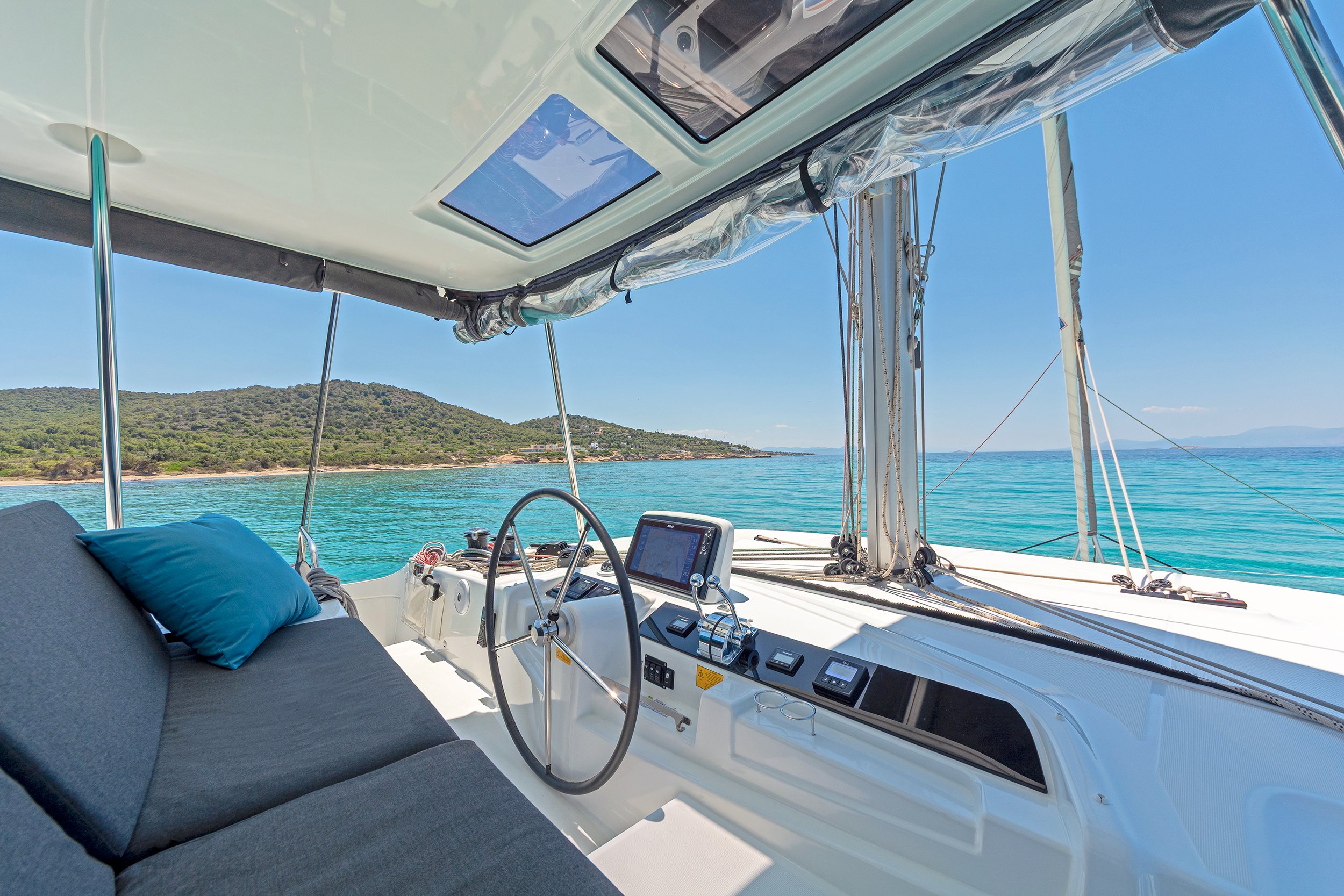 My Star - Katamaran içinde Alimos