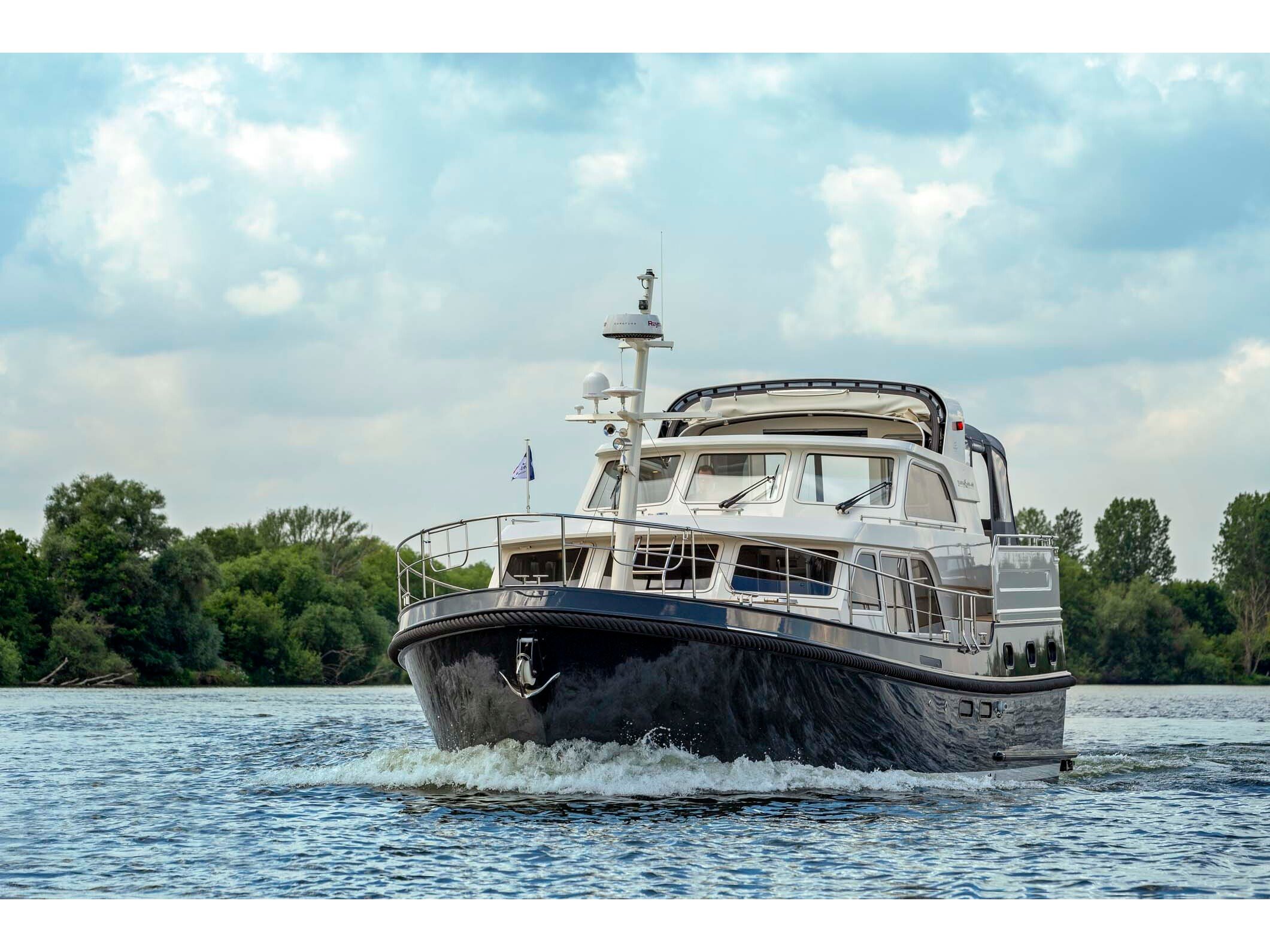 Bellavista - Motor Yacht in Kinrooi