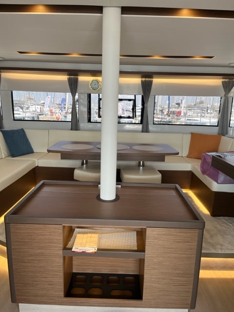 Shilouette - Catamaran in Alimos