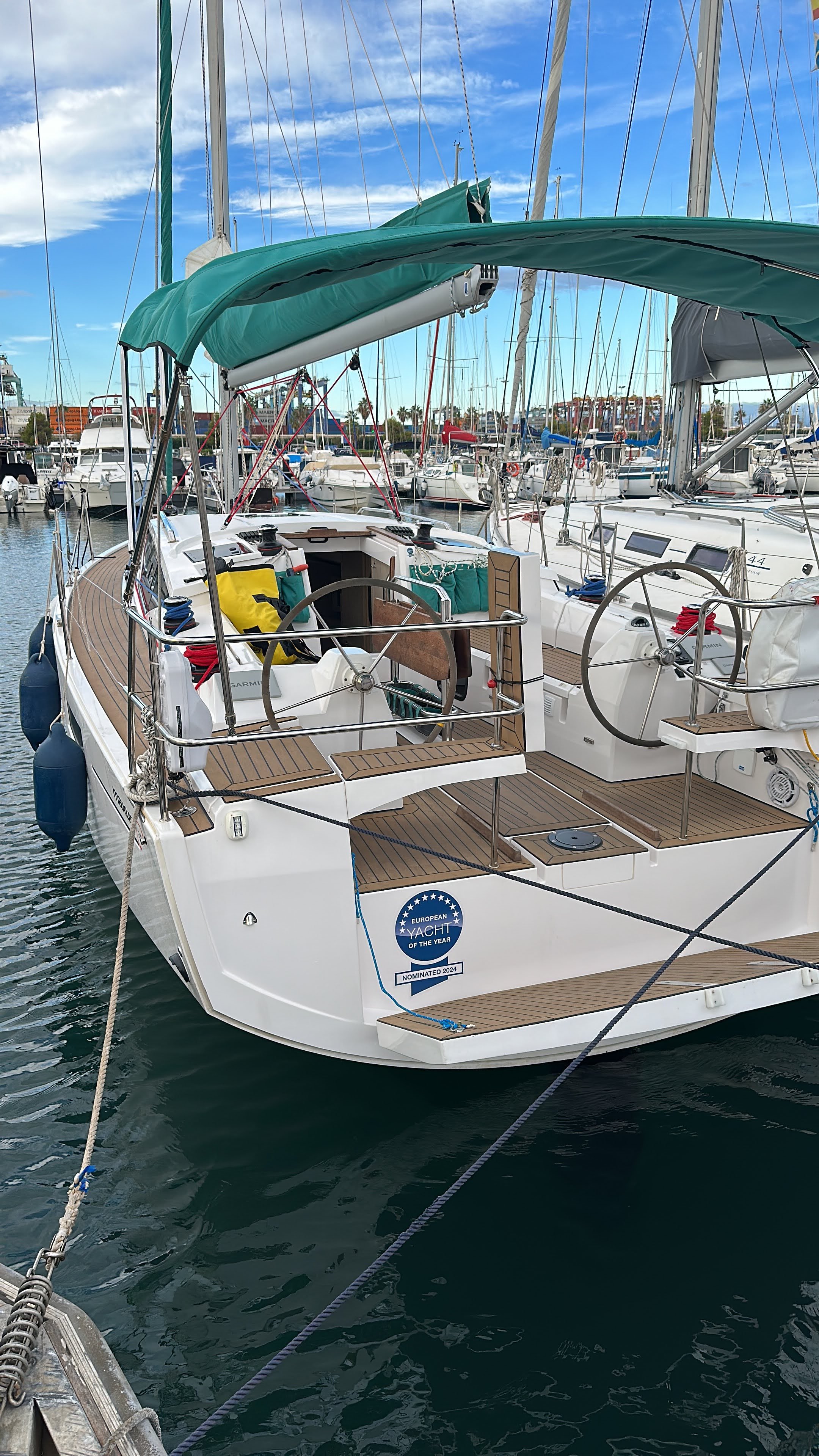 Angelmiles 2 - Sailboat in València