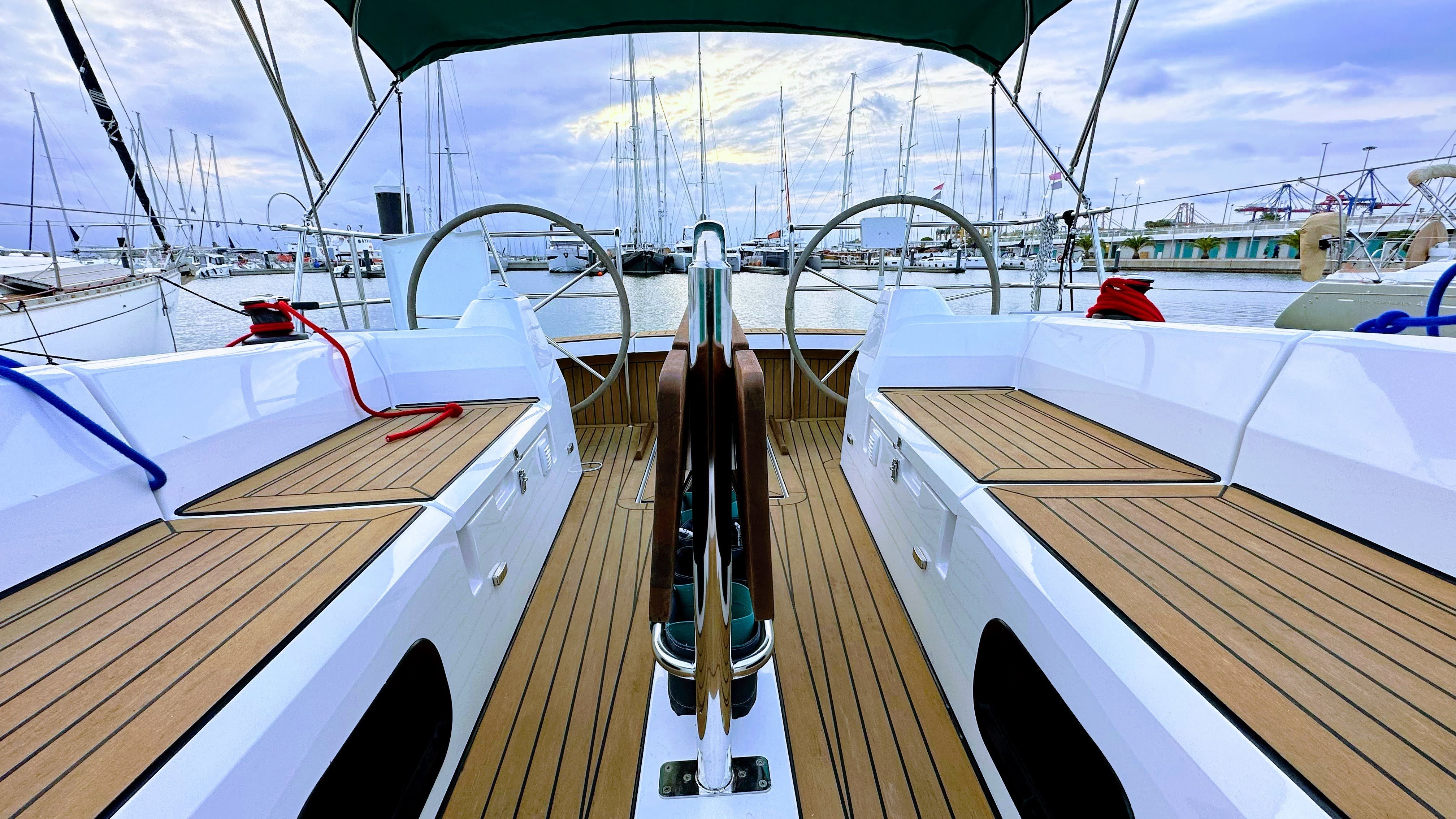 Angelmiles 1 - Sailboat in València