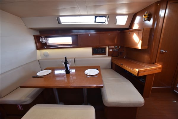 Chilli Pepper - Sailboat in Volos