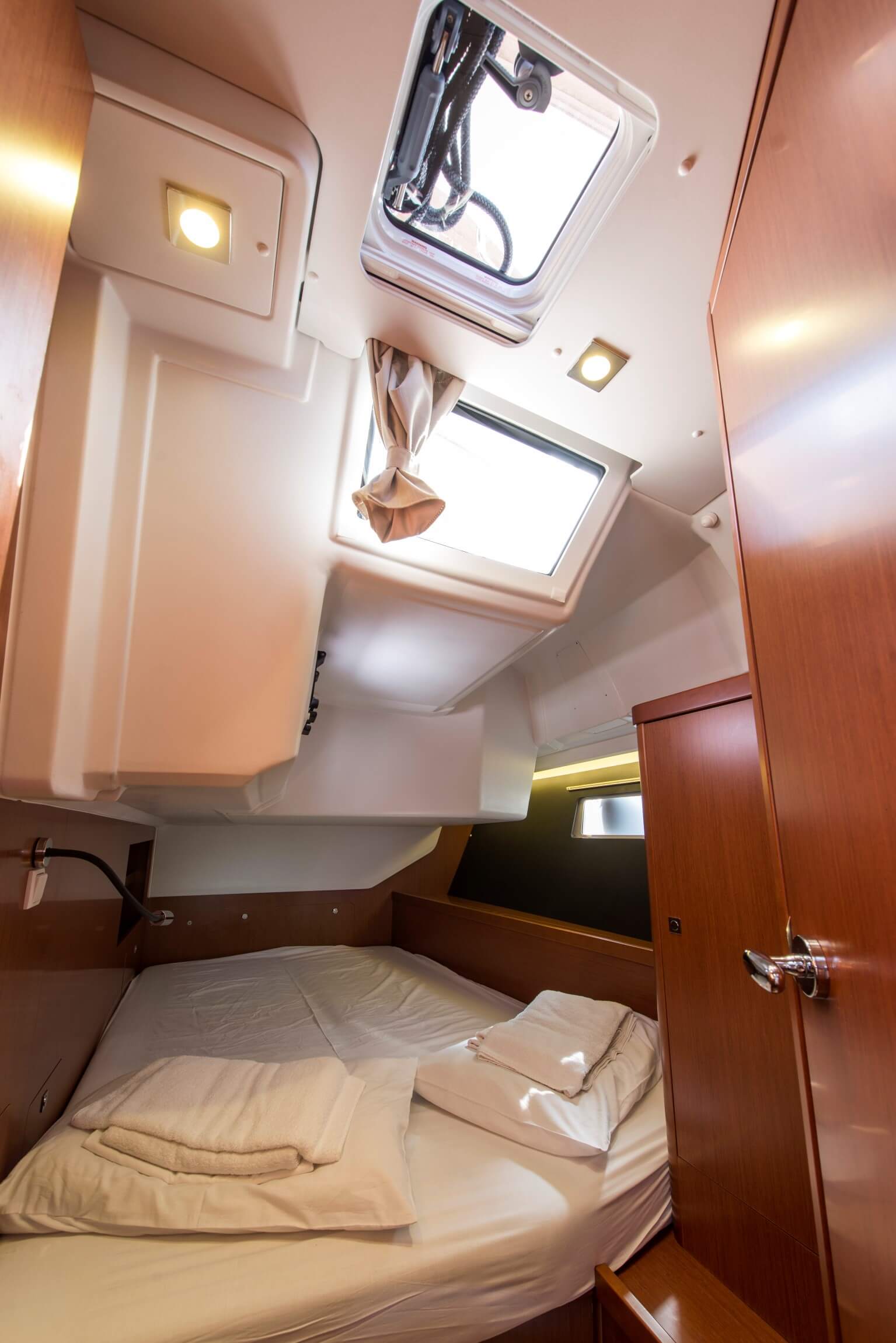 Rafaella - Yelkenli içinde Volos