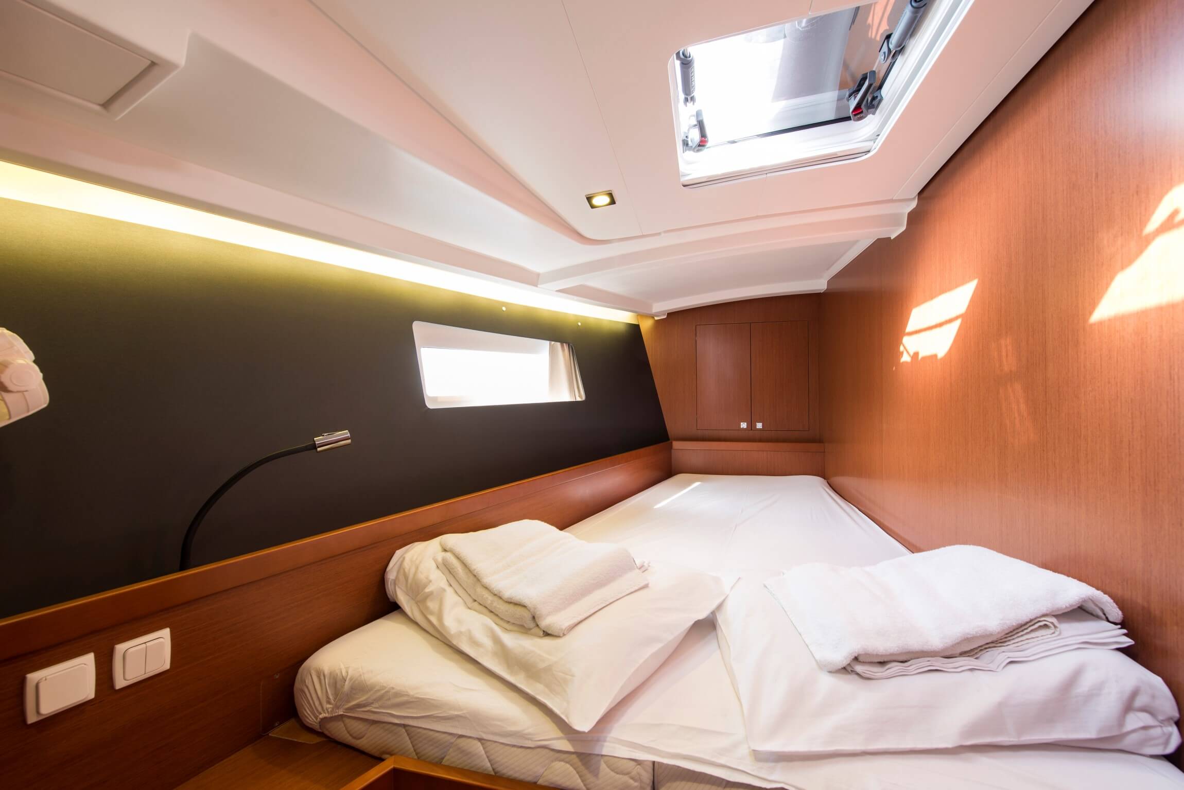 Rafaella - Yelkenli içinde Volos