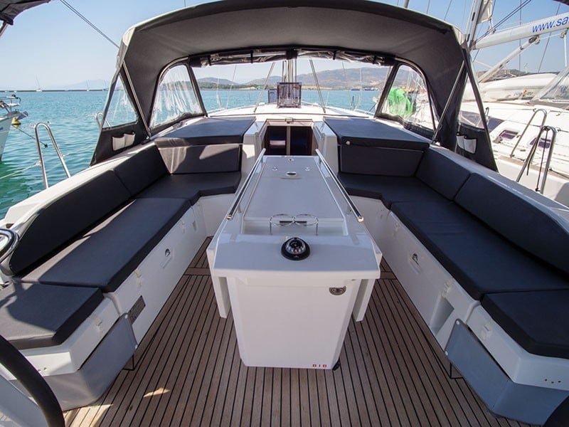 Layla - Sailboat in Volos