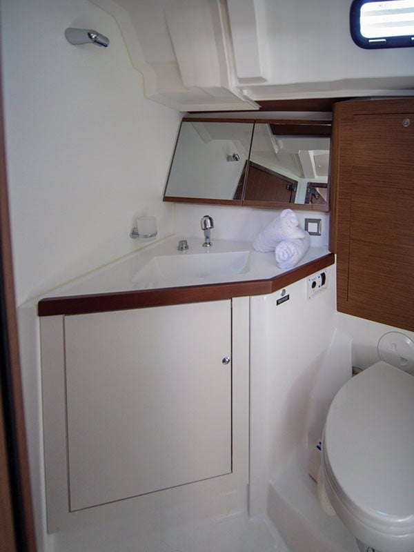 Layla - Sailboat in Volos