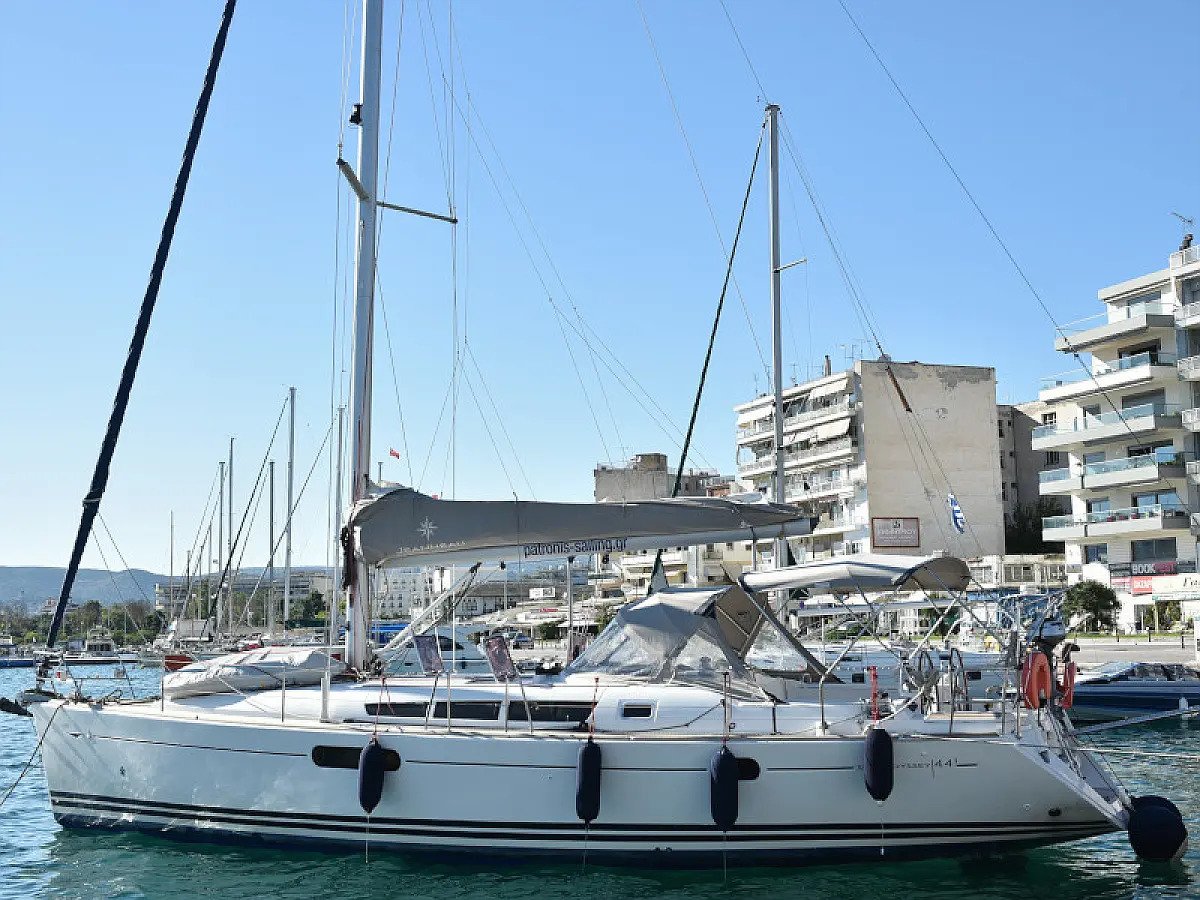 Eleni - Sailboat in Volos