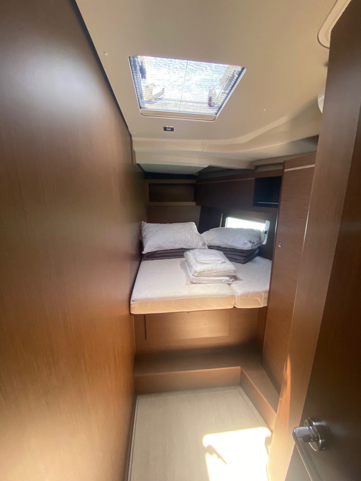 Joanna - Sailboat in Volos