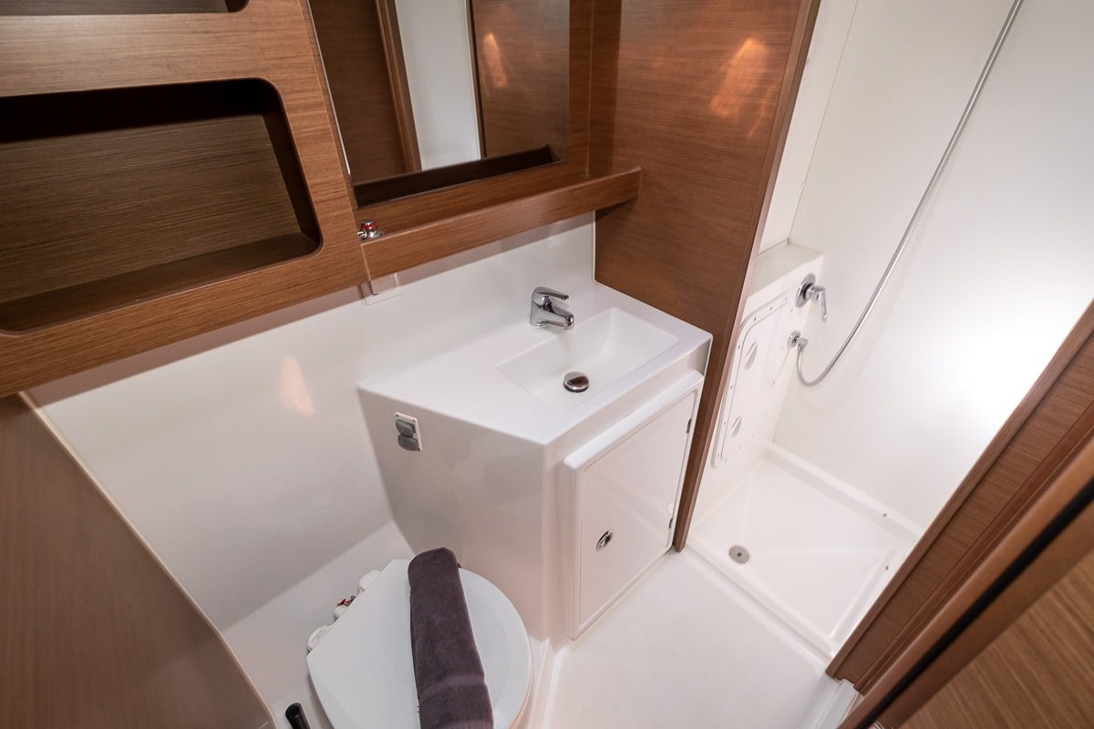 Marina 4 - Catamaran in Skiathos