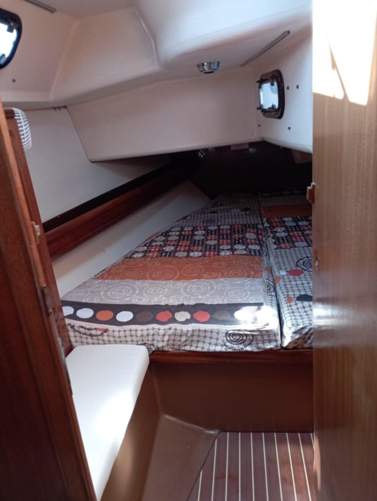 Salty Baby - Sailboat in Nisi