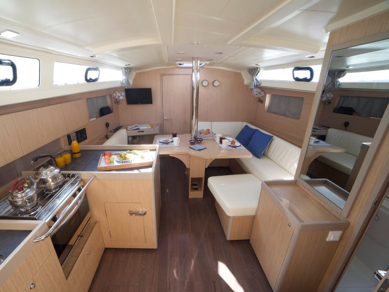 Felice - Sailboat in Alimos