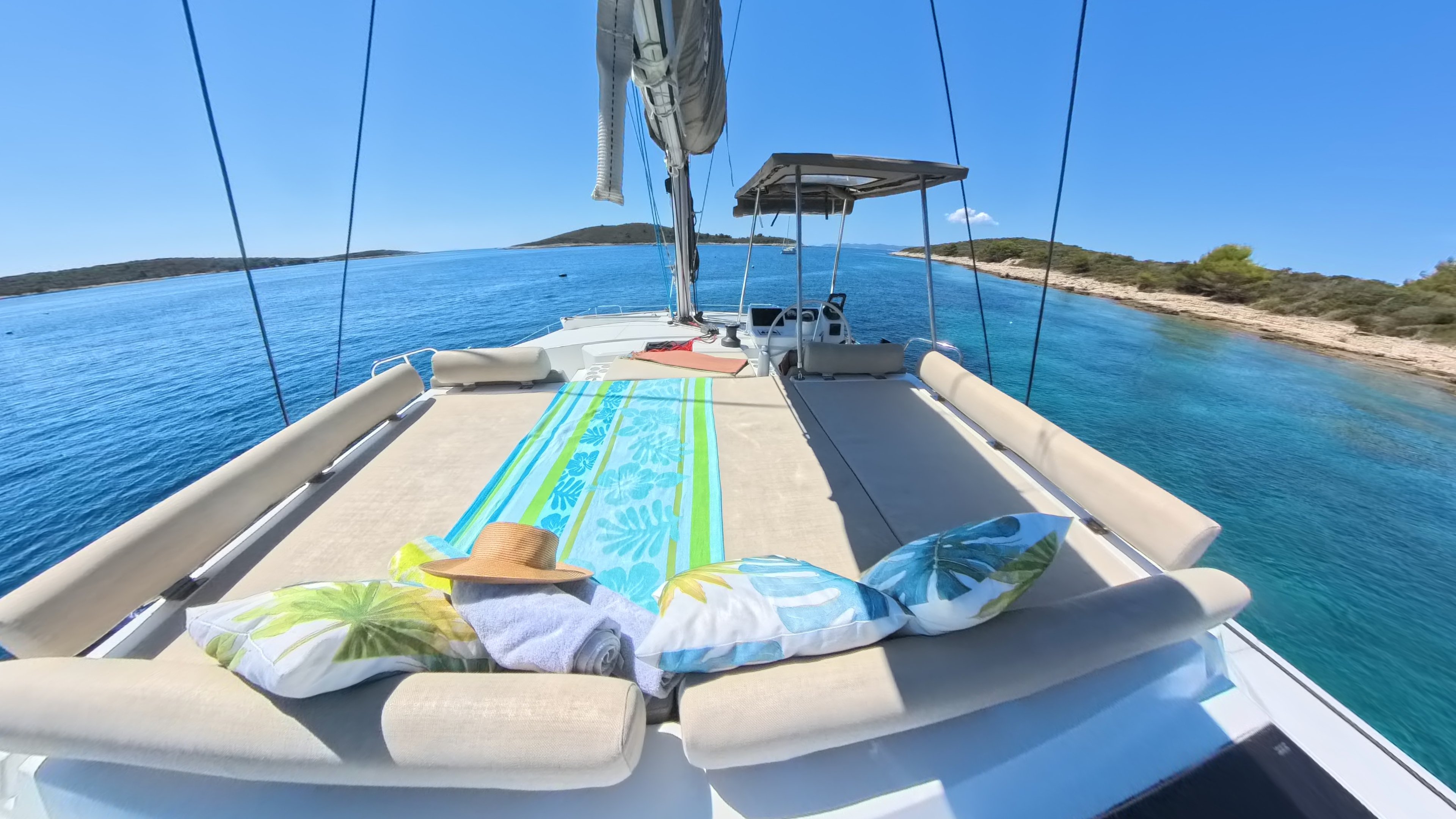 Moje Sunce - Catamaran in Rogoznica