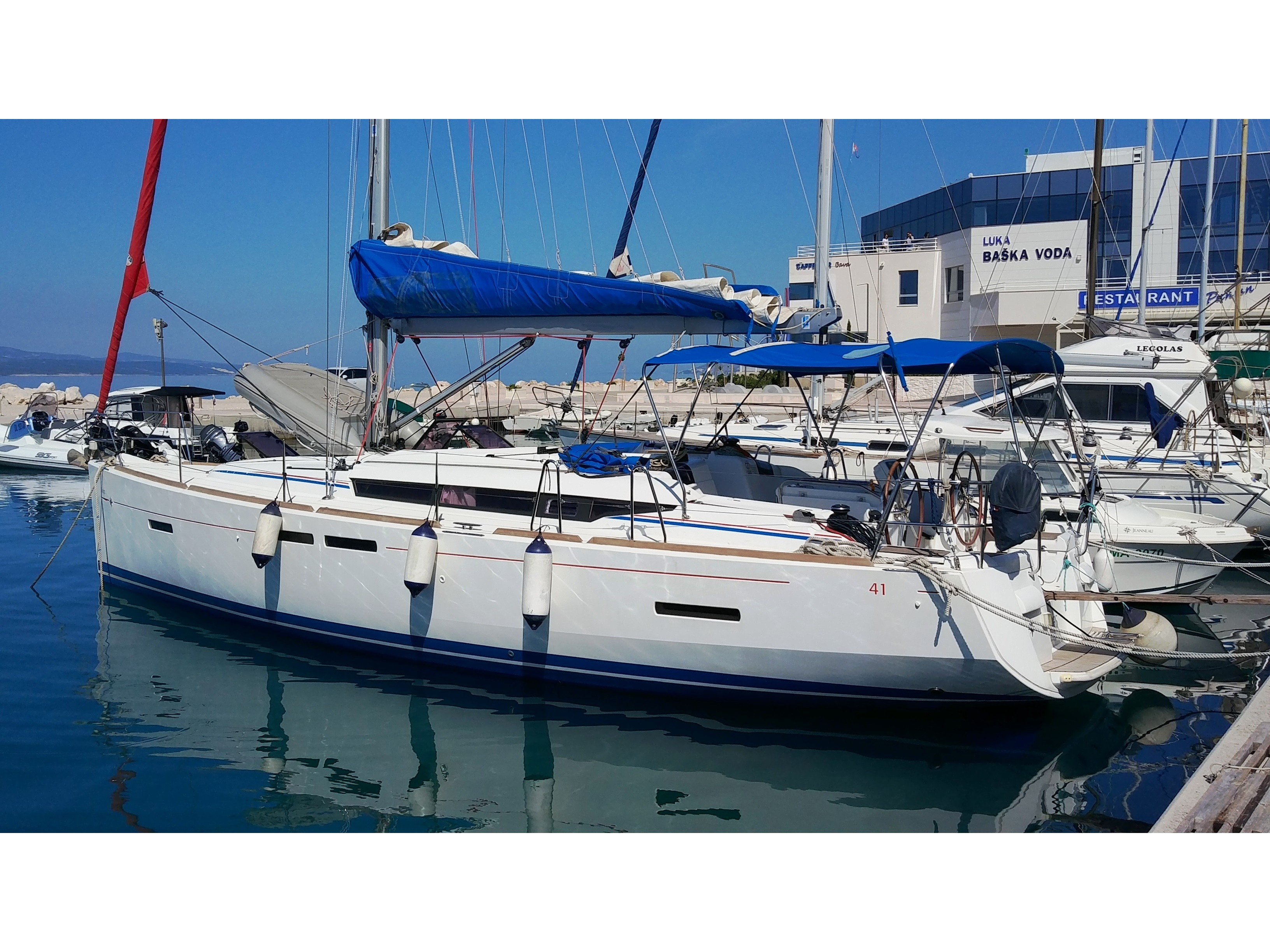 ARIES - Sailboat in Baška Voda