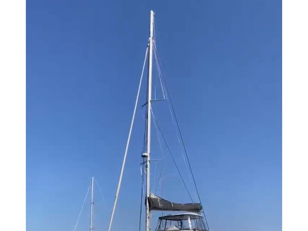 ZIG - Catamaran in Paraty