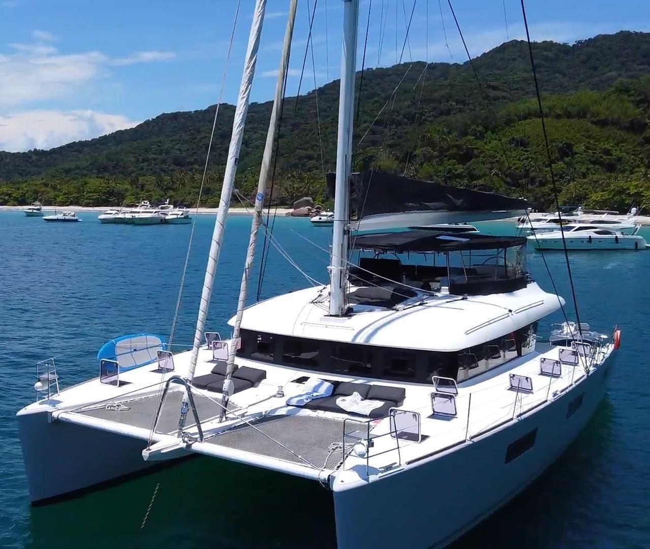 La Joya - Catamaran in Verolme