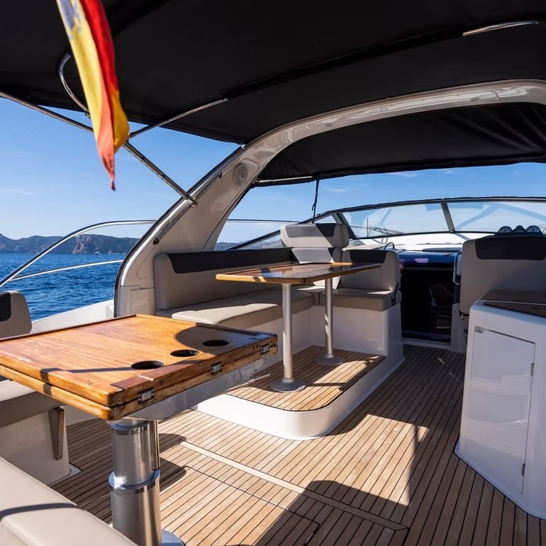 Felicita - Motor Yacht in El Toro