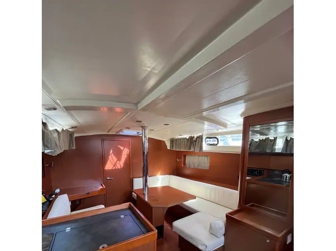 Illusion - Sailboat in Kontokali