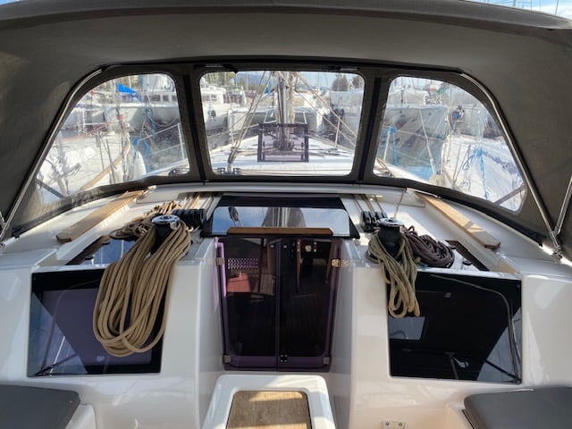 Ava - Yelkenli içinde Kontokali