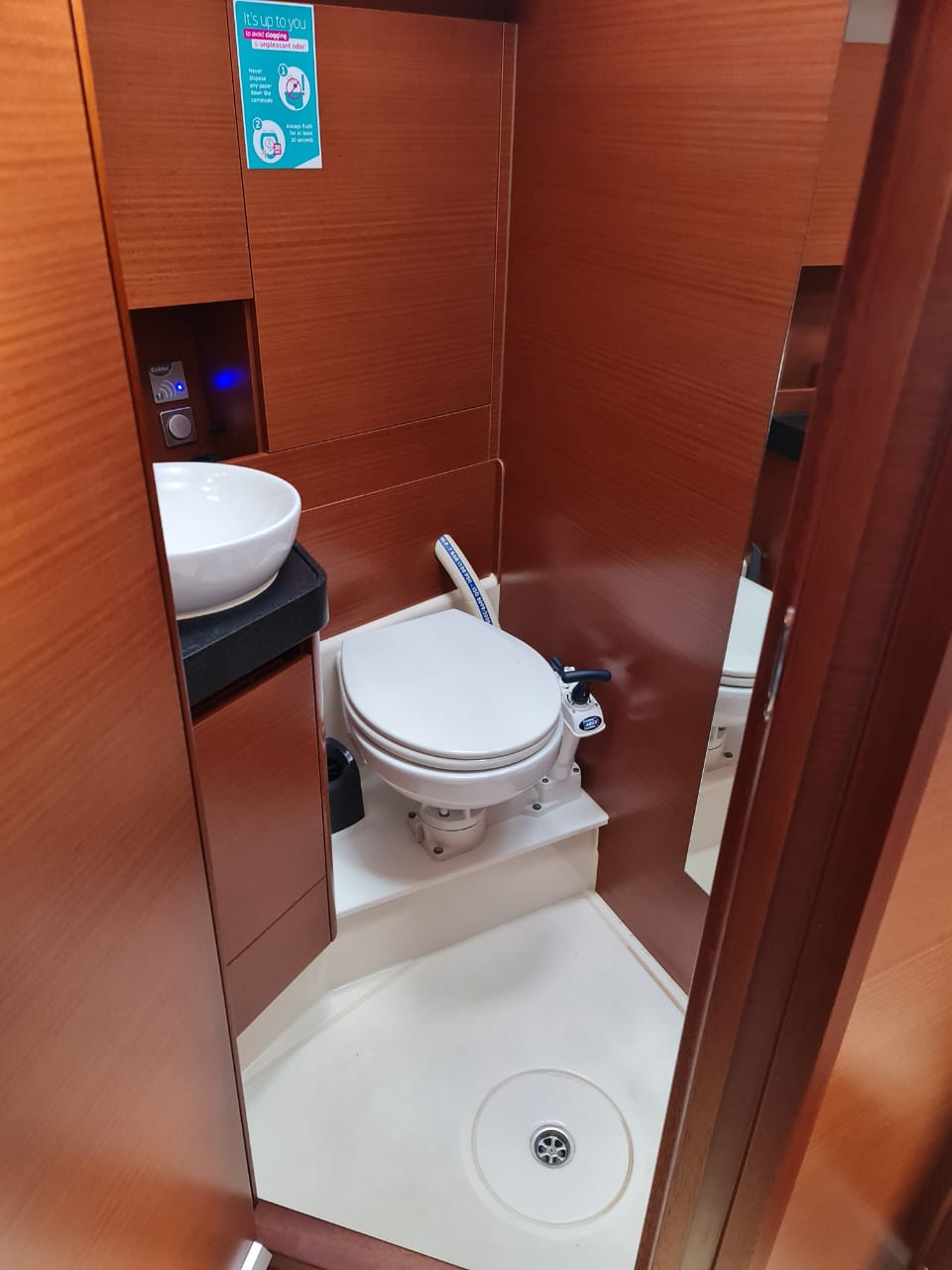 Mystique - Sailboat in Perigiali