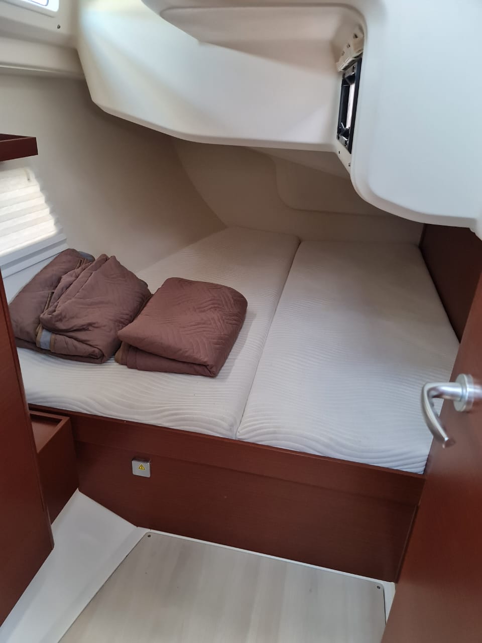 Mystique - Sailboat in Perigiali