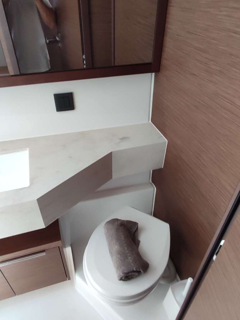 Rocky - Katamaran içinde Anatoliki Attiki