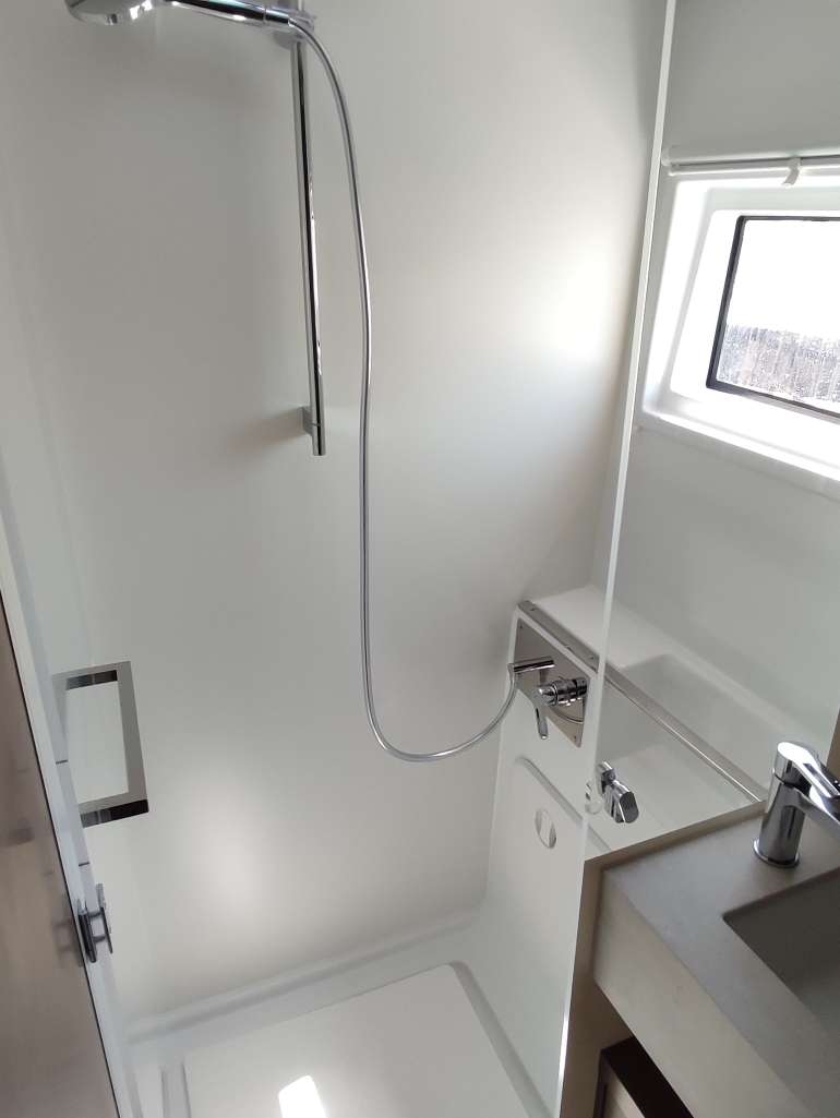 Rocky - Katamaran içinde Anatoliki Attiki