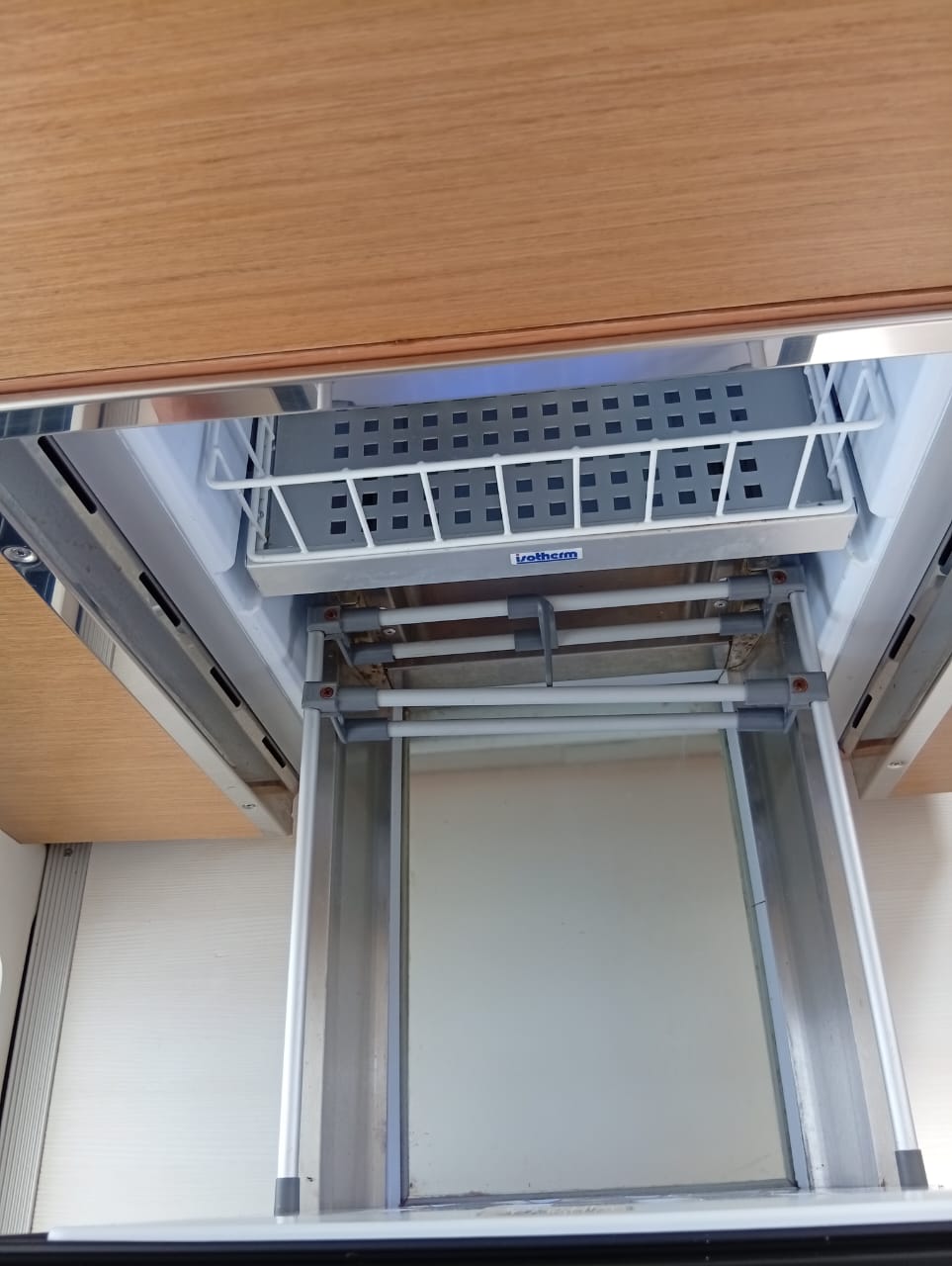 Amare II - Katamaran içinde Kontokali