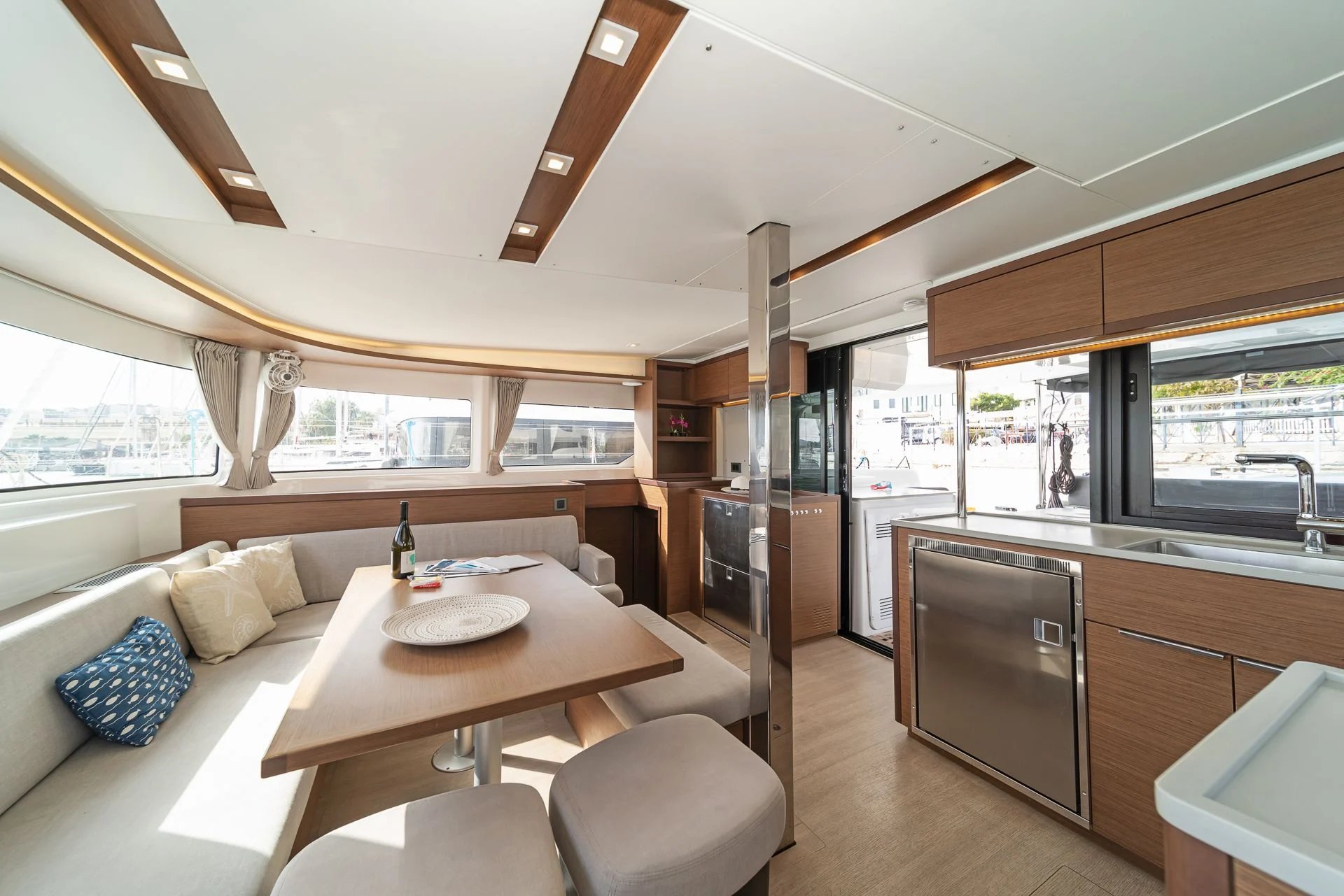 Lizz - Catamaran in Perigiali