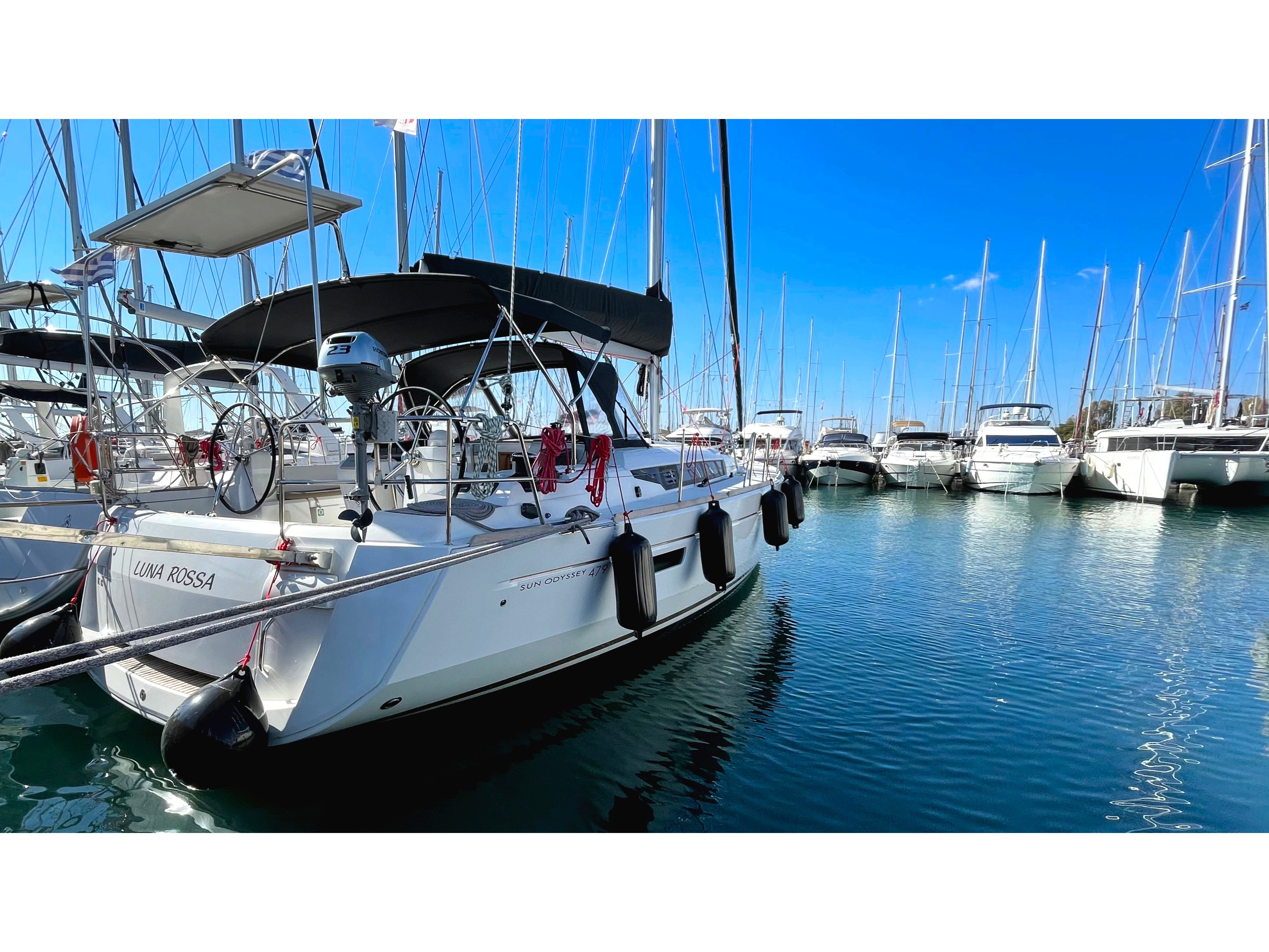 Luna Rossa (Refit 2021) - Yelkenli içinde Alimos