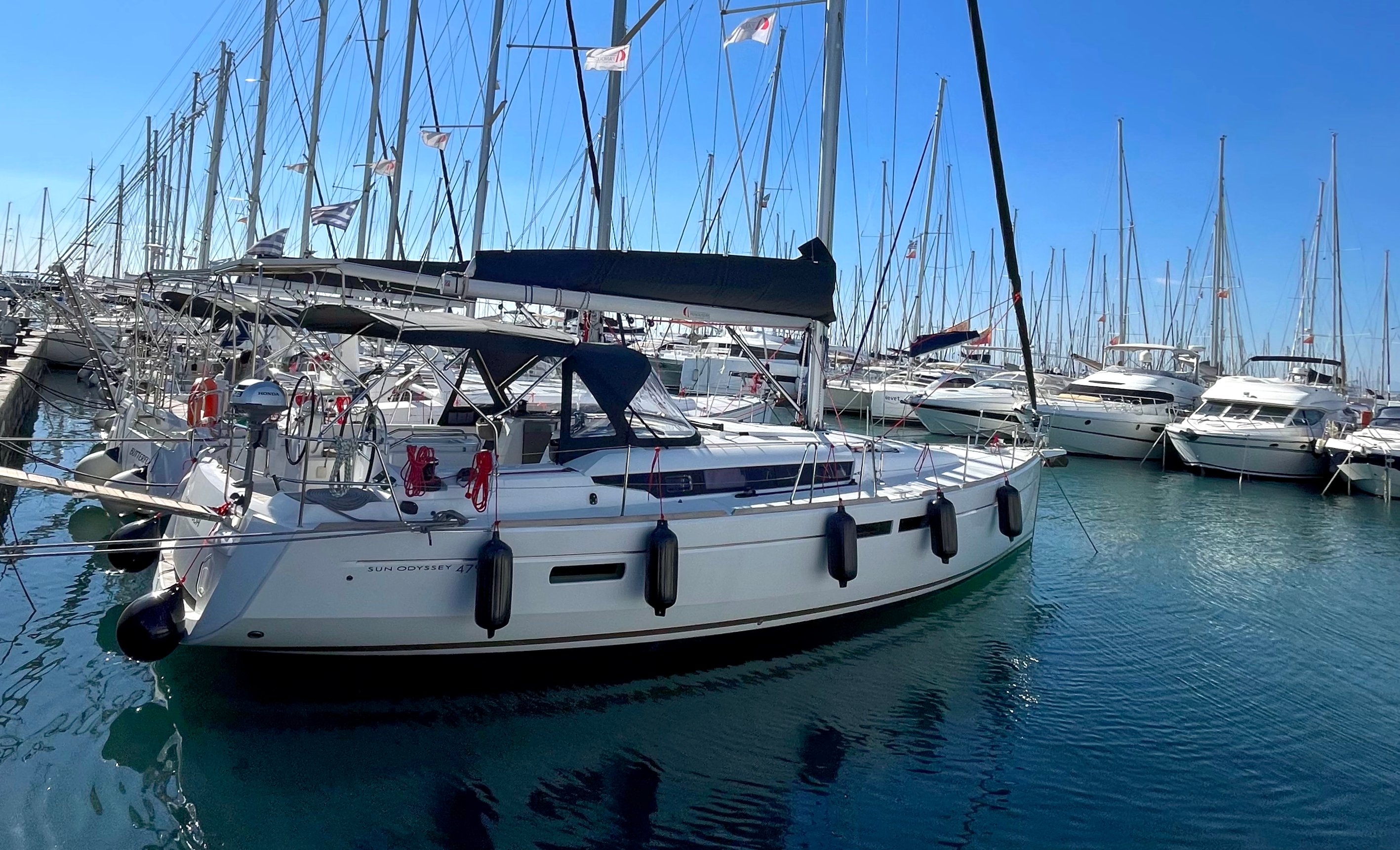 Luna Rossa (Refit 2021) - Yelkenli içinde Alimos