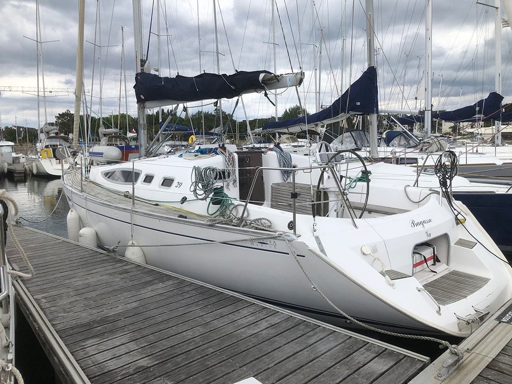 Bagass - Yelkenli içinde Arzon