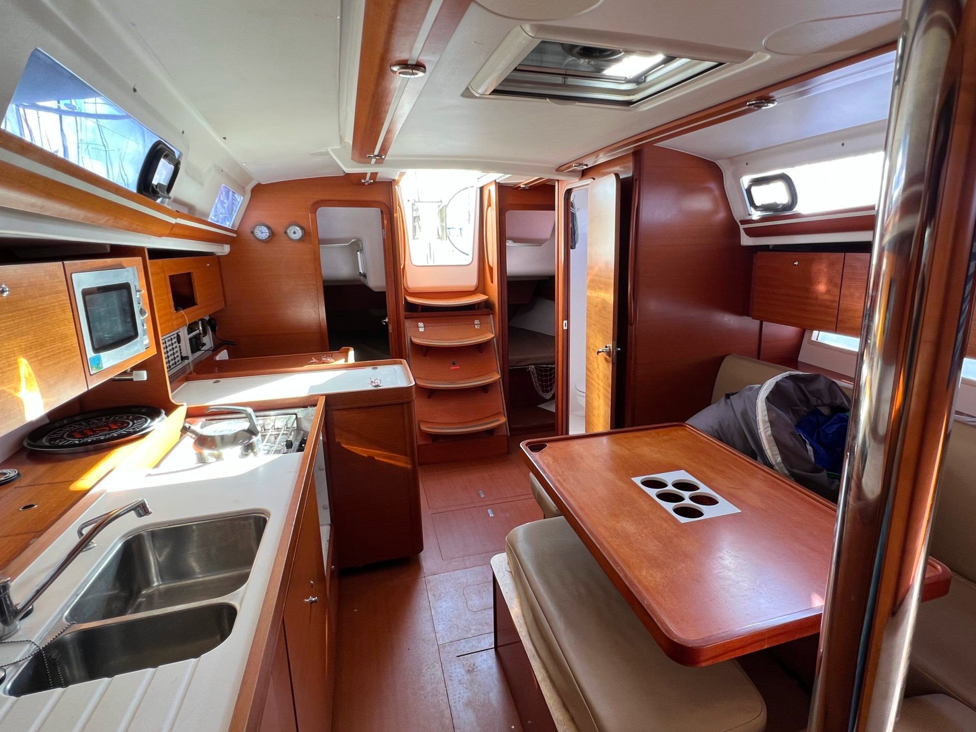 Chifoumi - Yelkenli içinde Arzon