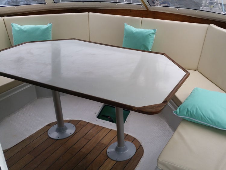 Smiley - Katamaran içinde Arzon