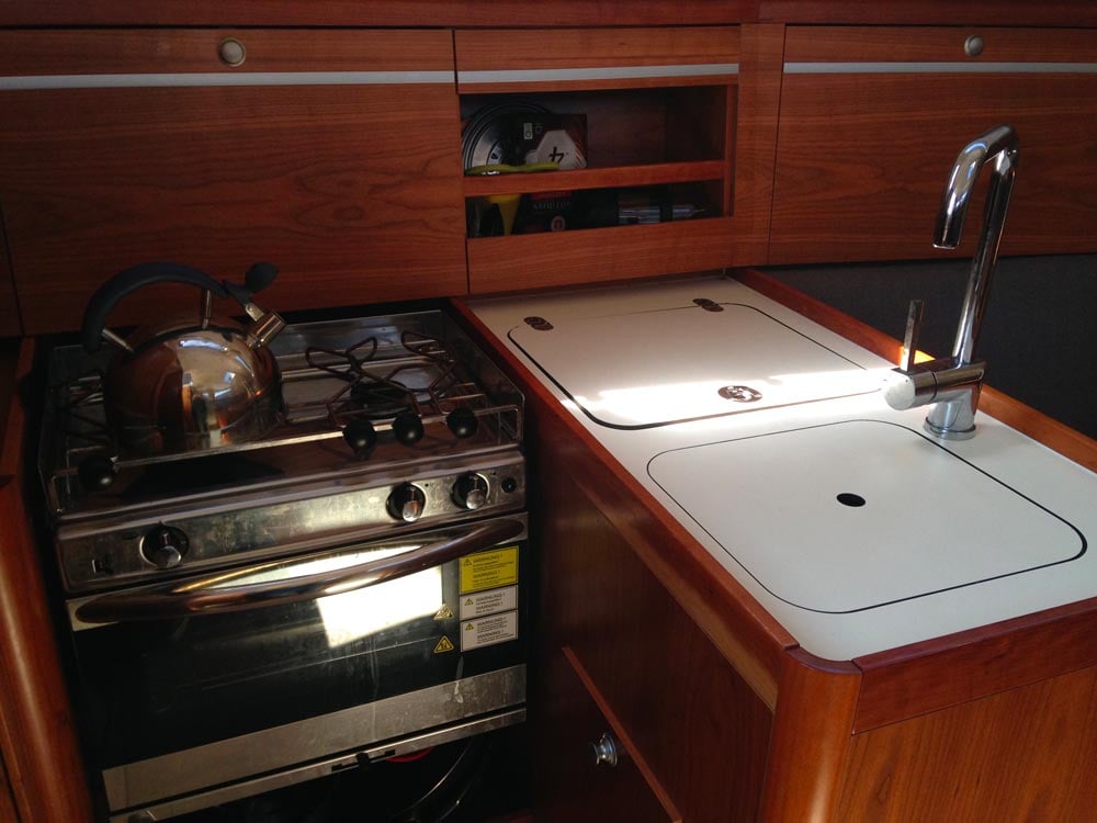 Lorine - Yelkenli içinde Arzon