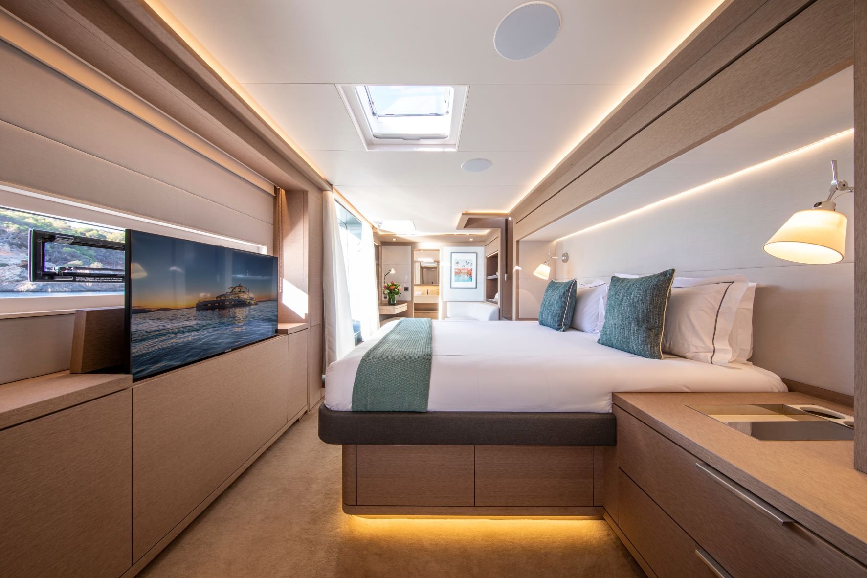 Premium + - Catamaran in Palma