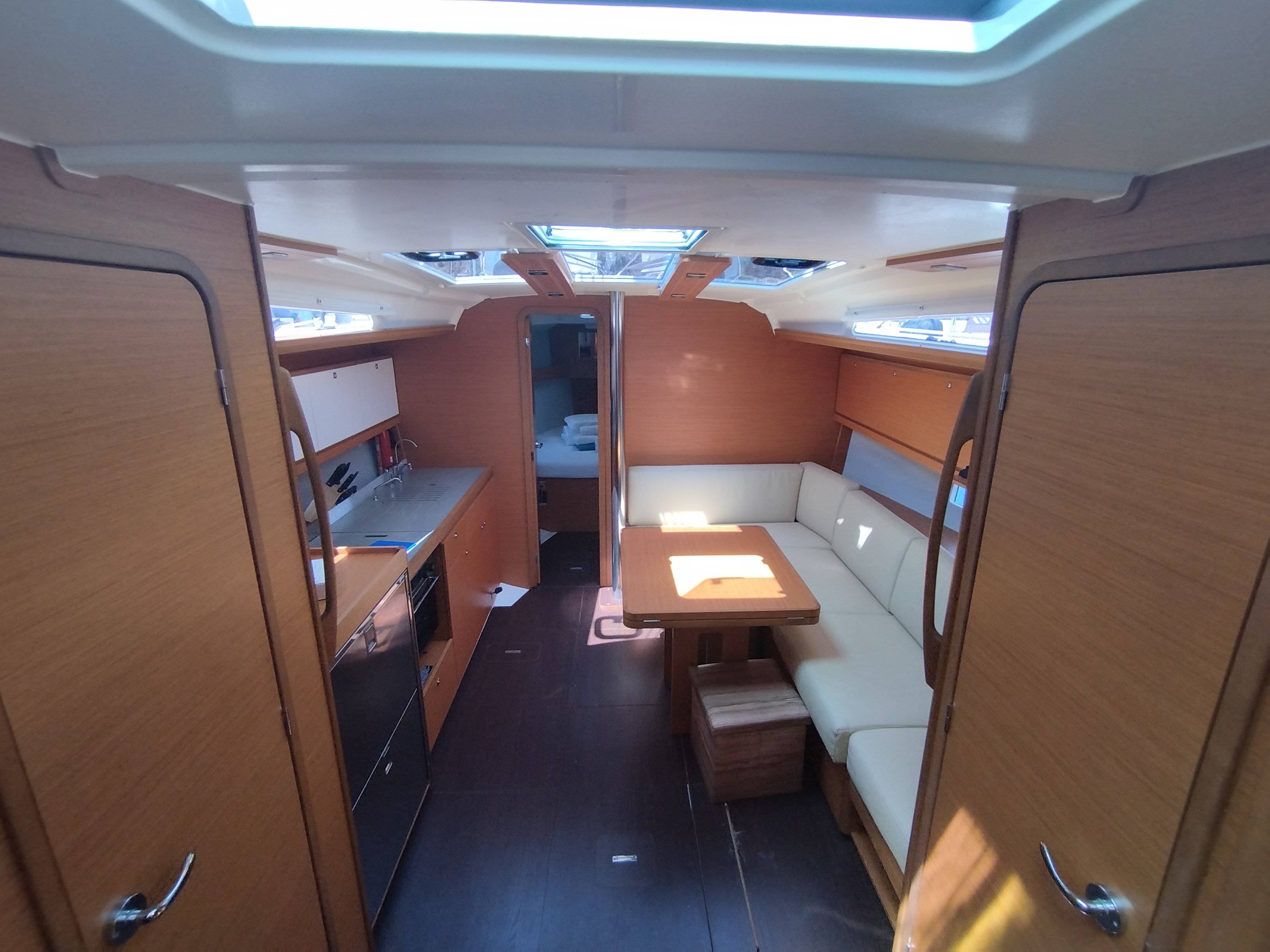 Yaya - Sailboat in Portisco