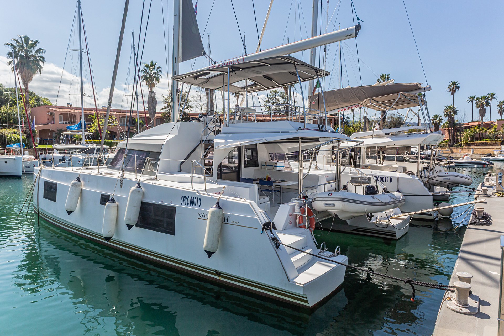 Harmony Planet - Catamaran in Tonnarella