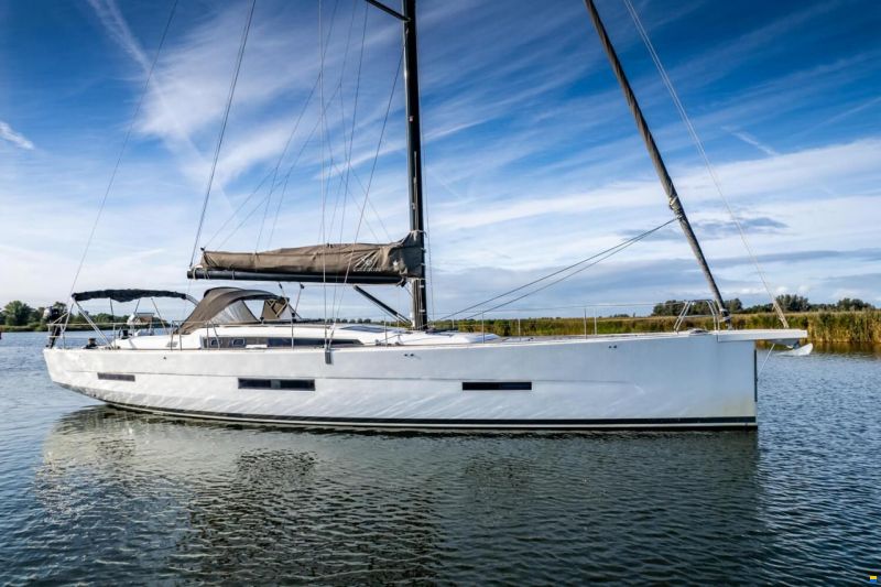 Euphoria  Planet - Sailboat in Tonnarella