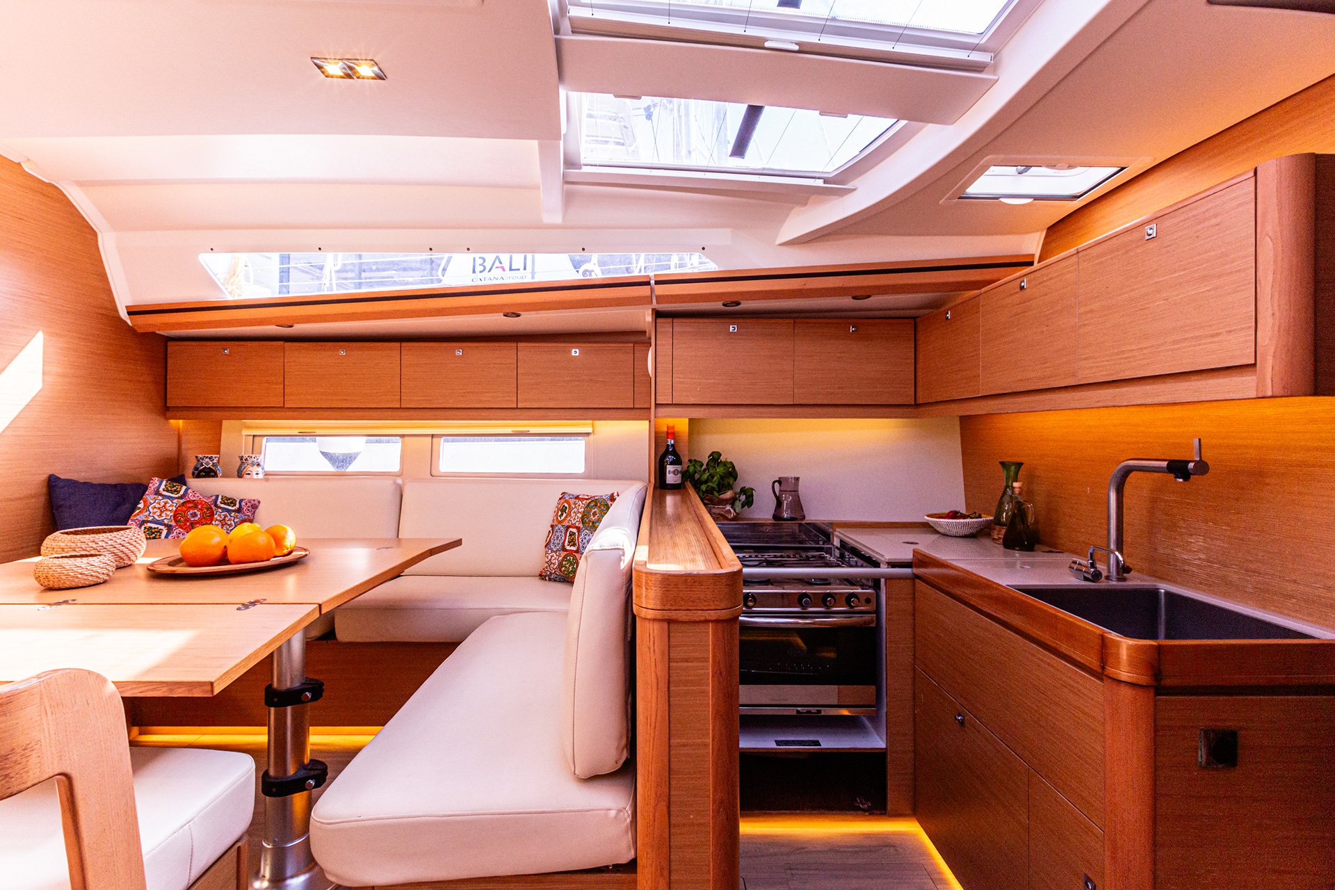 Dream Planet - Sailboat in Tonnarella